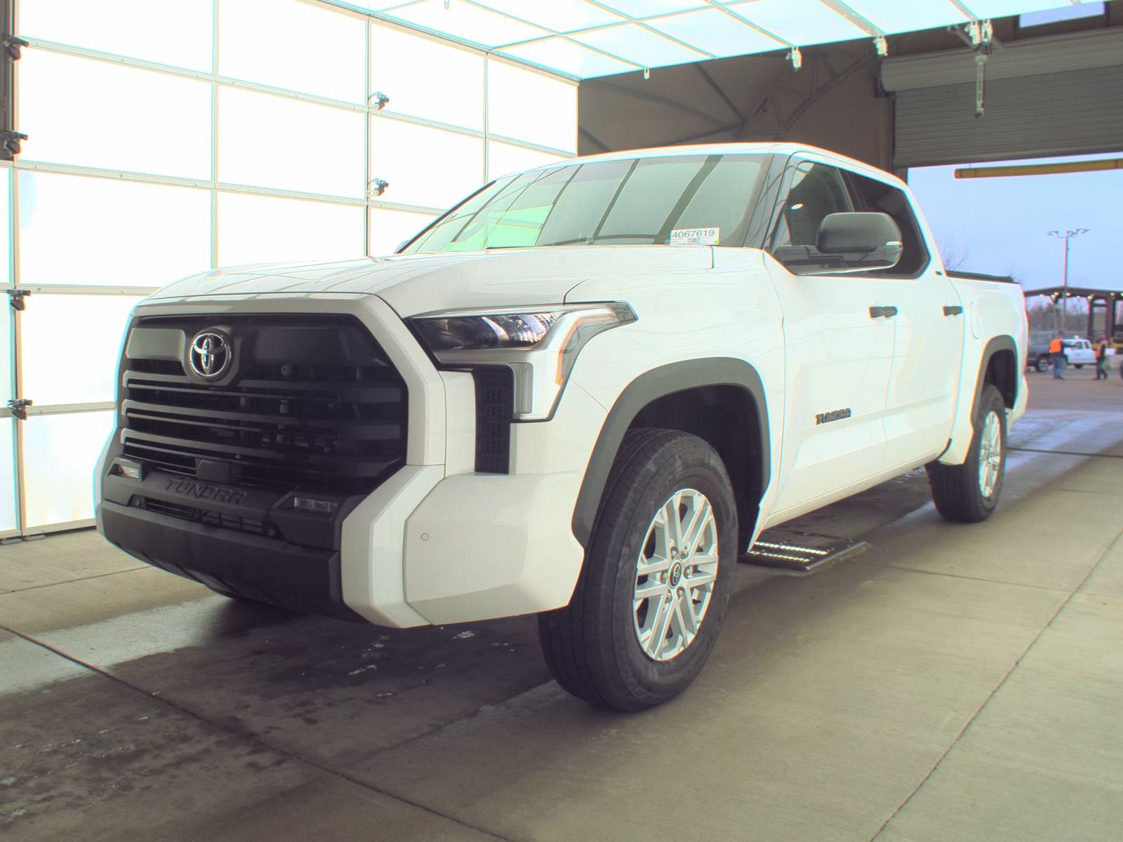 2023 Toyota Tundra SR5 AWD