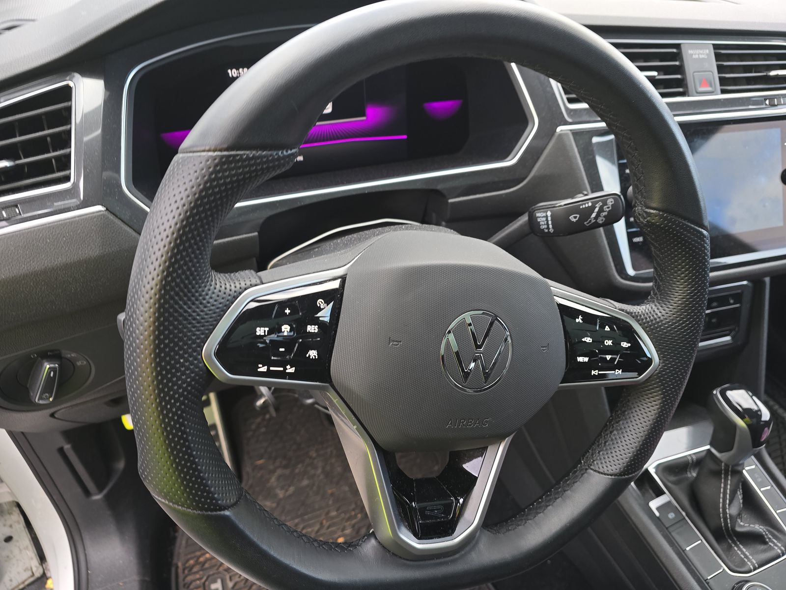 2022 Volkswagen Tiguan 2.0T SE R-Line Black AWD