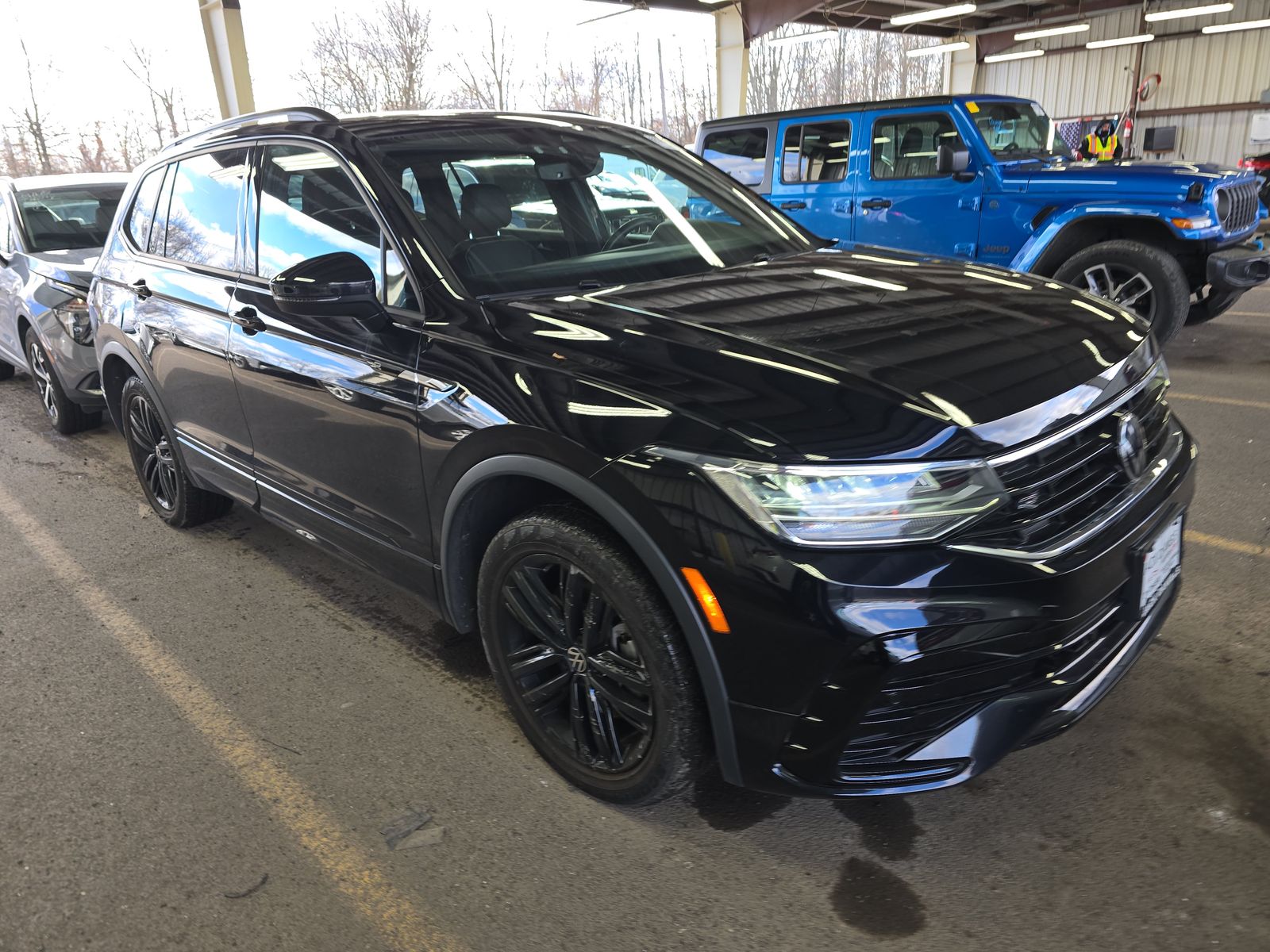 2022 Volkswagen Tiguan 2.0T SE R-Line Black AWD