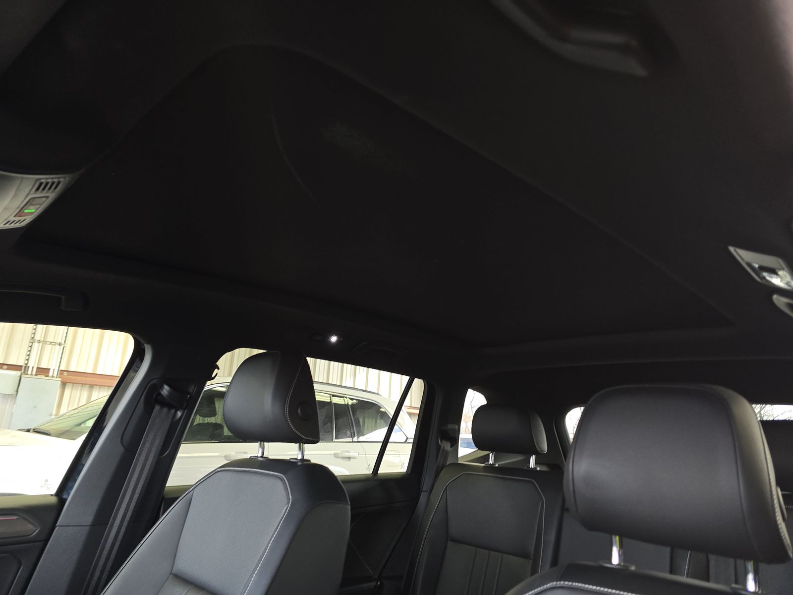 2022 Volkswagen Tiguan 2.0T SE R-Line Black AWD