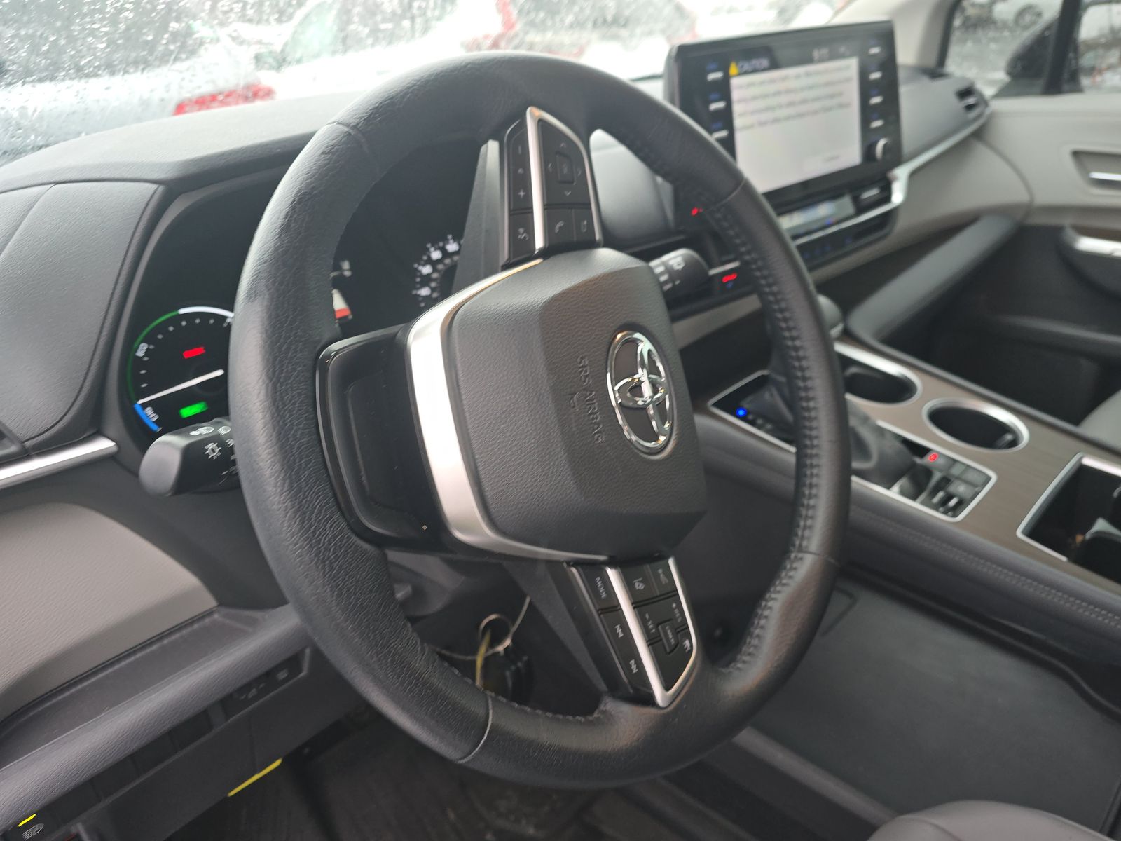 2022 Toyota Sienna XLE FWD