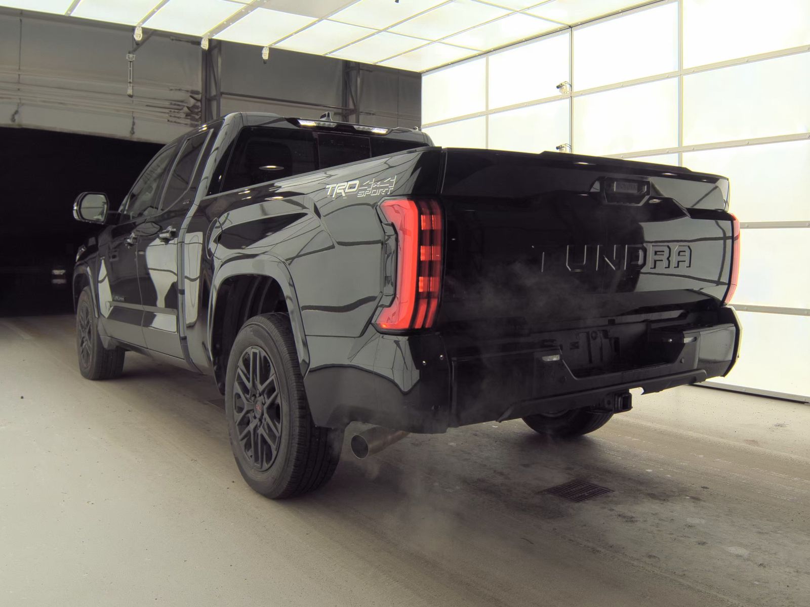 2022 Toyota Tundra SR5 AWD