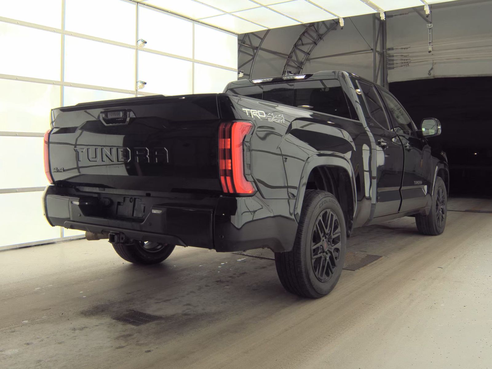 2022 Toyota Tundra SR5 AWD