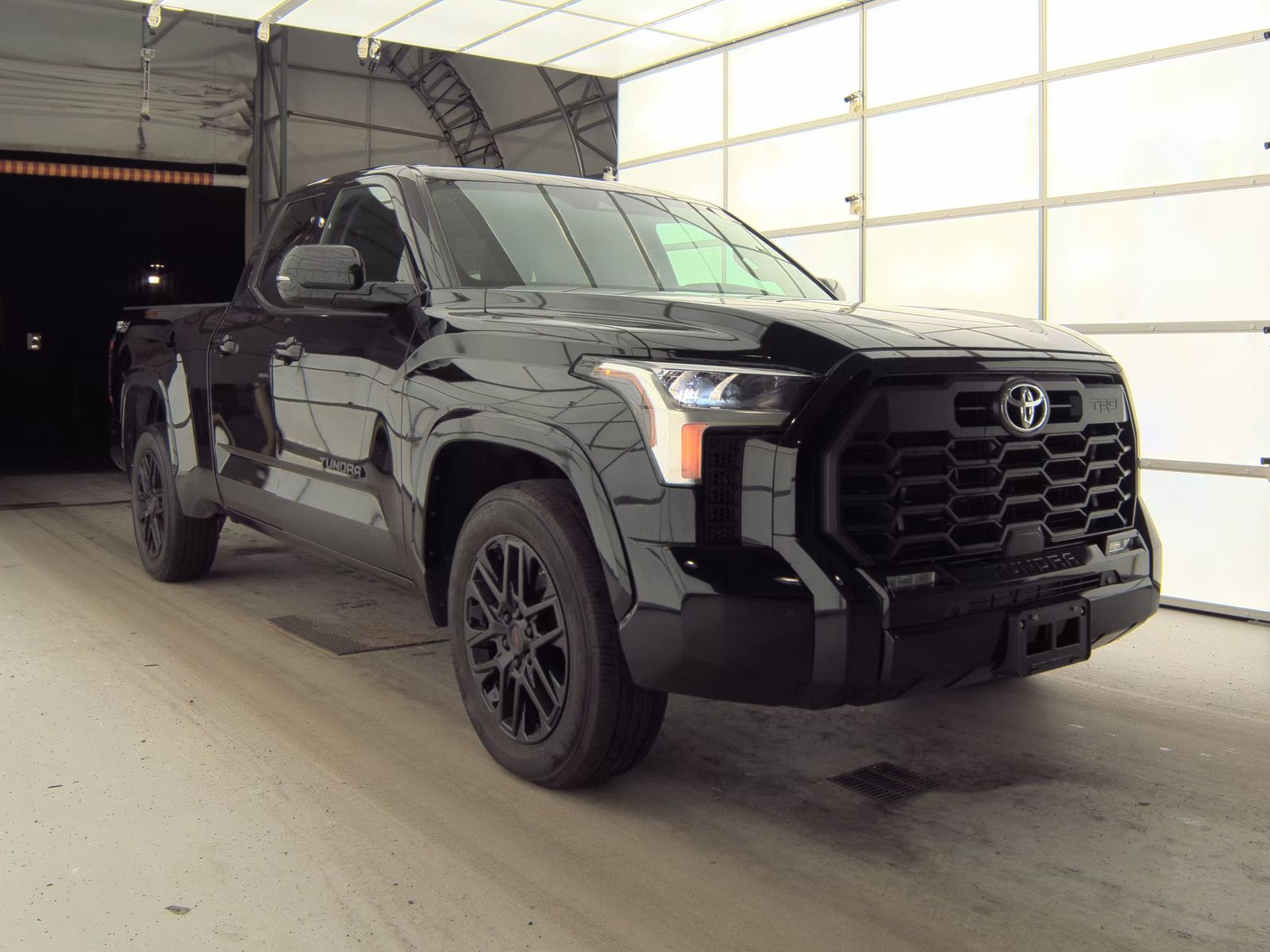 2022 Toyota Tundra SR5 AWD