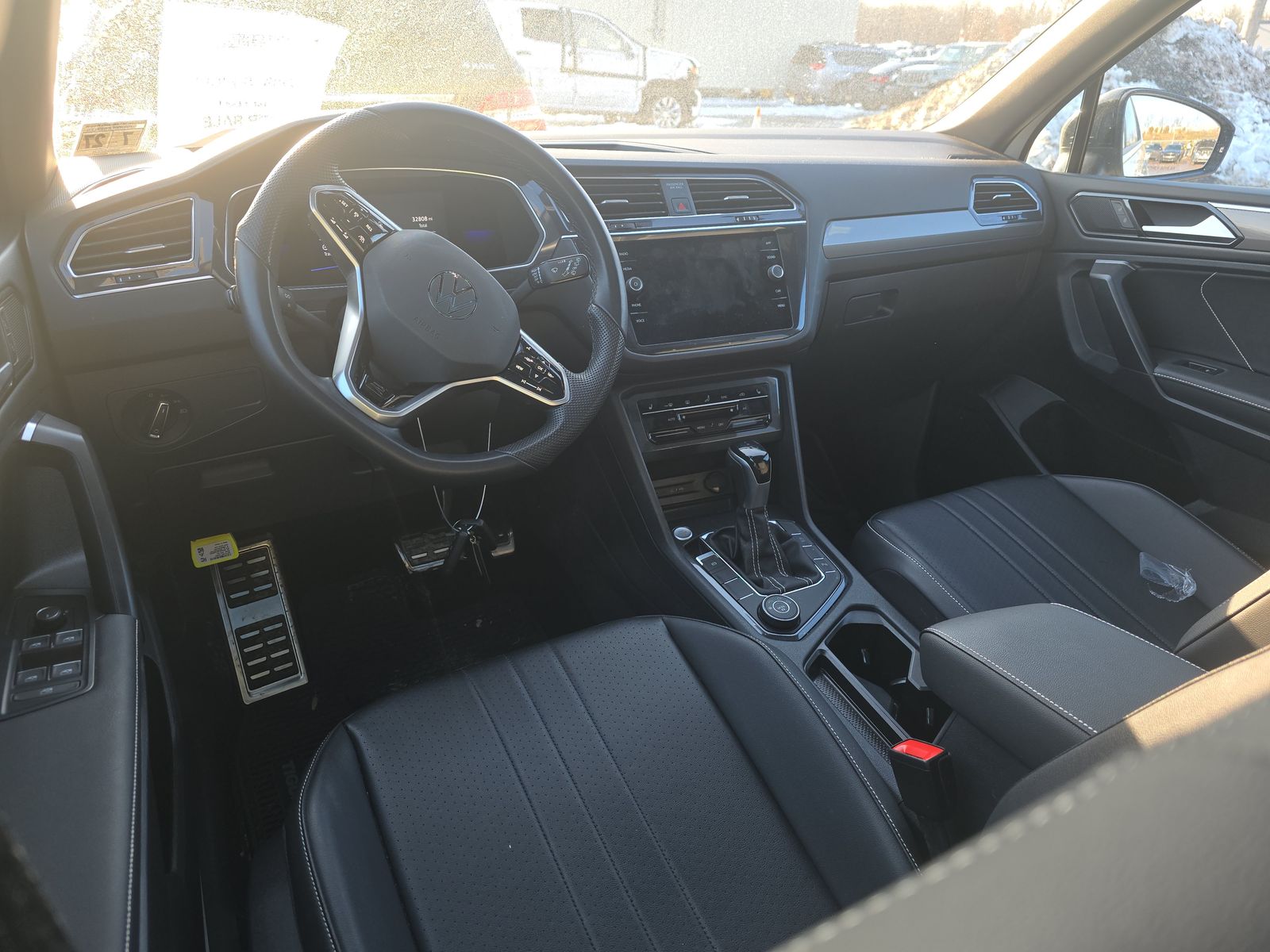 2022 Volkswagen Tiguan 2.0T SE R-Line Black AWD