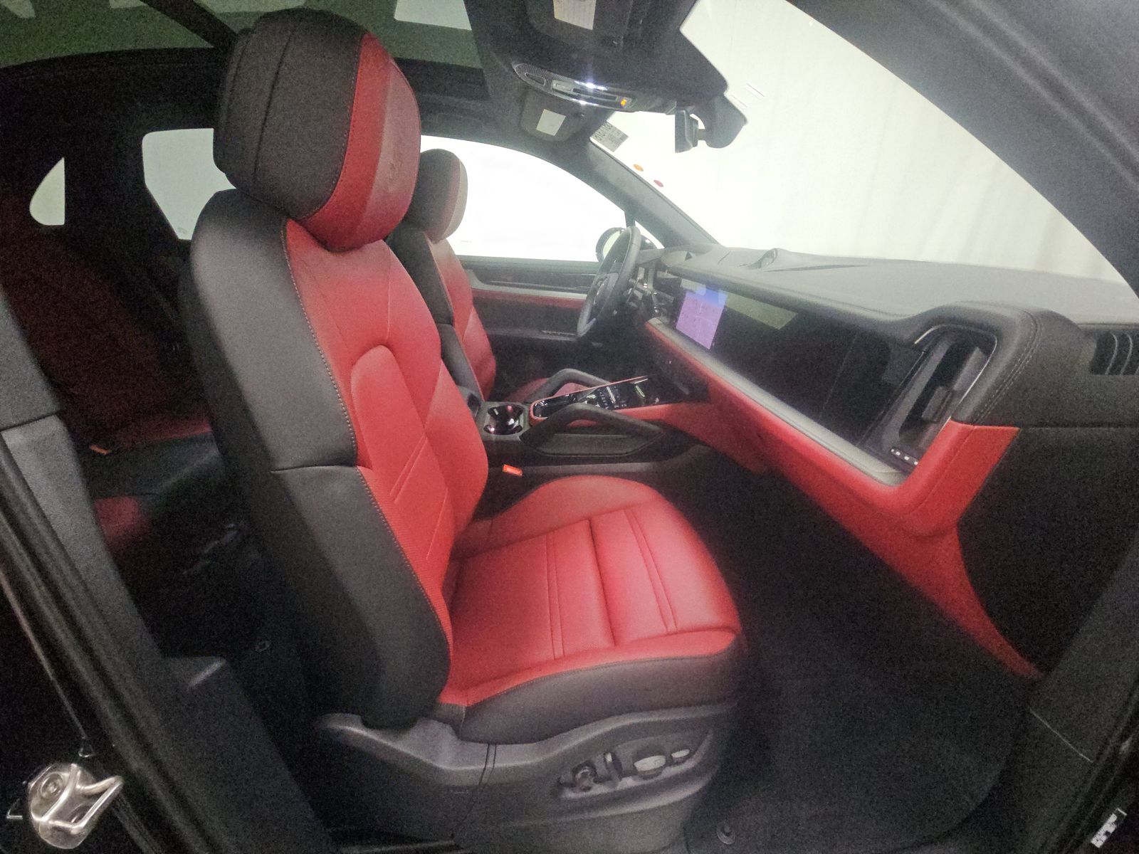 2025 Porsche Cayenne S AWD