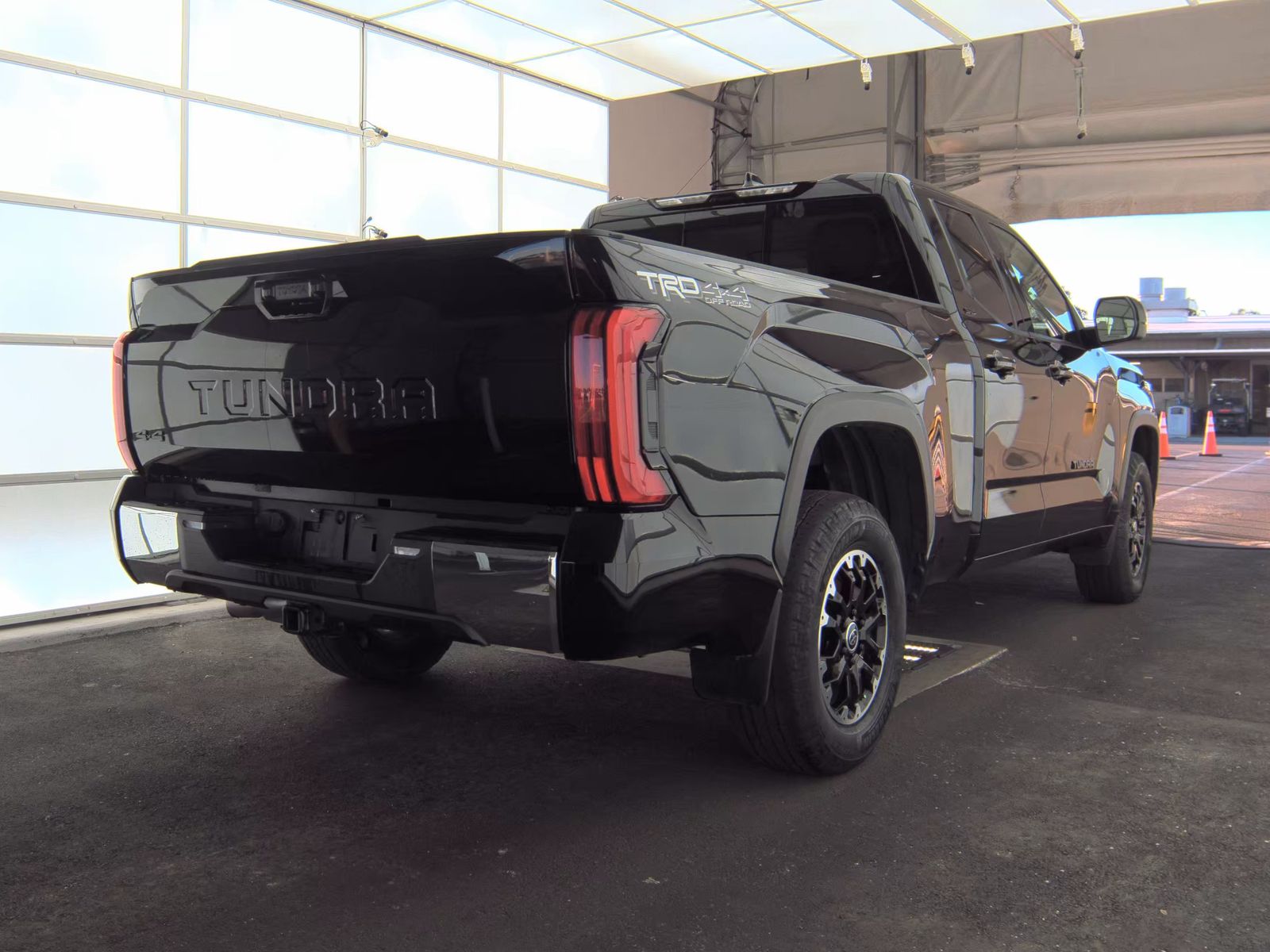 2023 Toyota Tundra SR5 AWD
