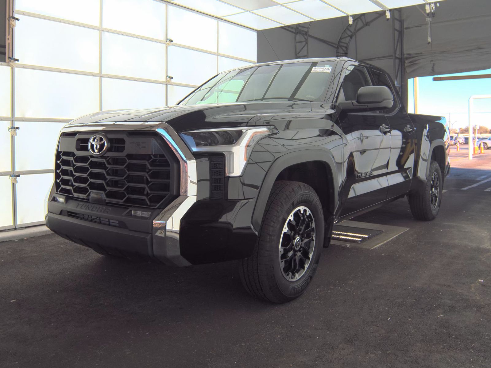2023 Toyota Tundra SR5 AWD