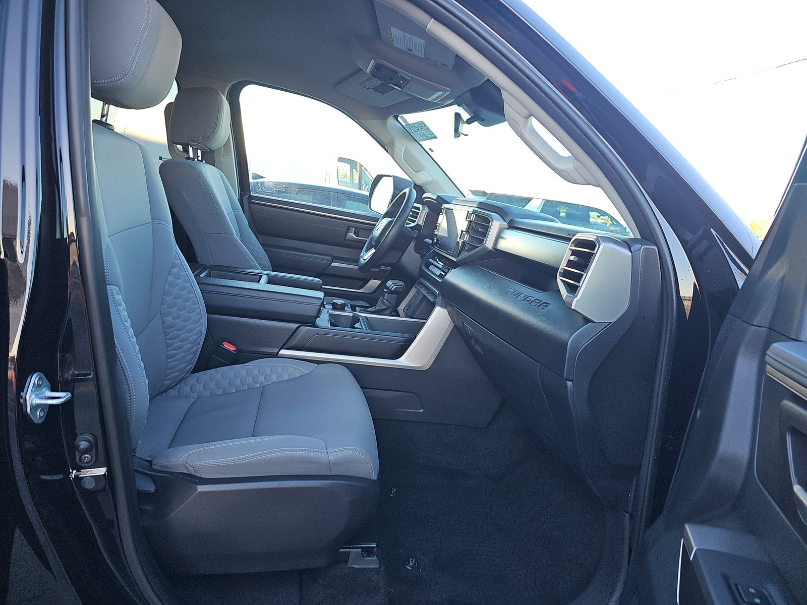 2023 Toyota Tundra SR5 AWD