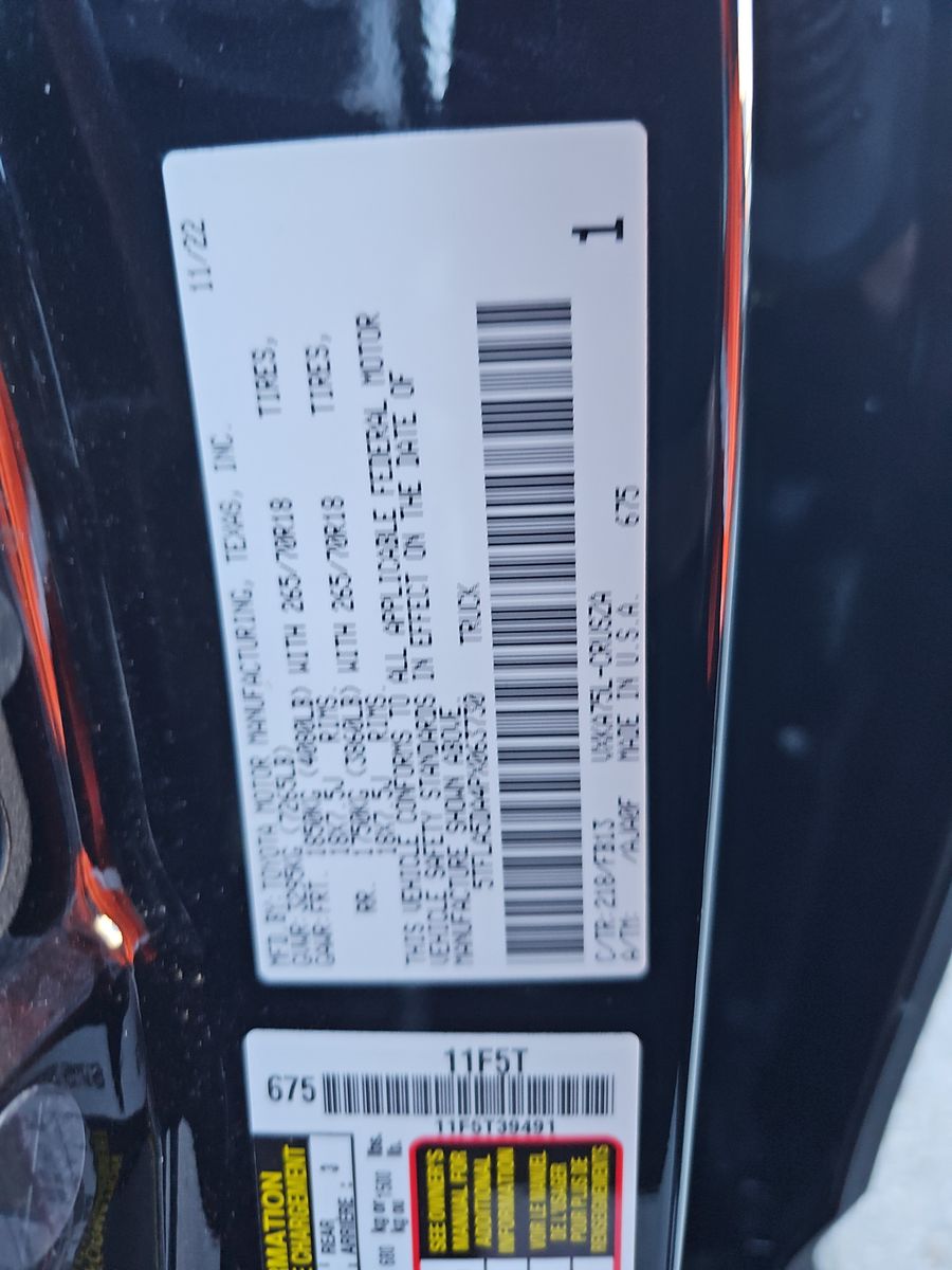 2023 Toyota Tundra SR5 AWD