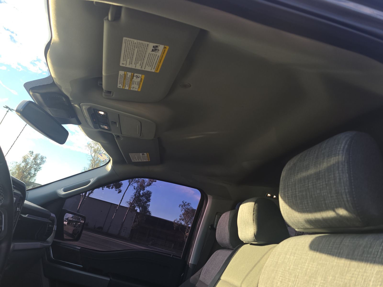 2023 Ford F-150 Lariat FWD