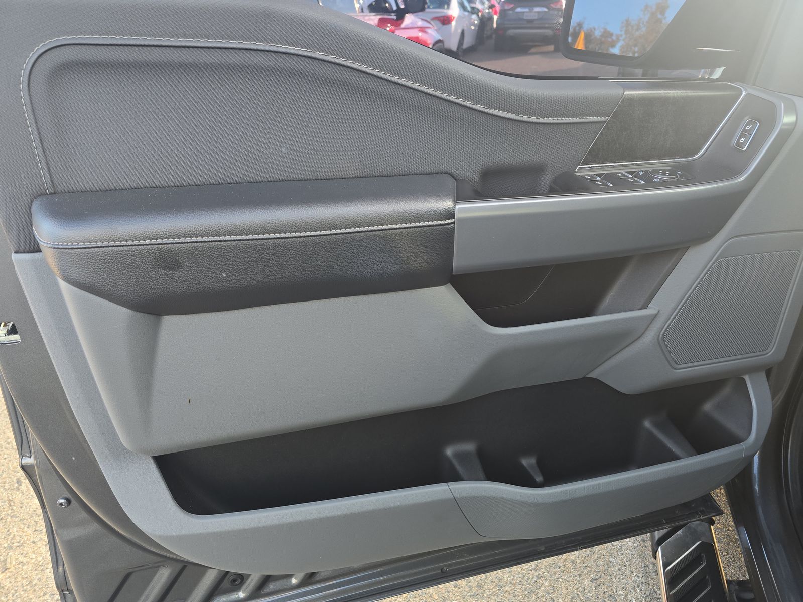2023 Ford F-150 Lariat FWD