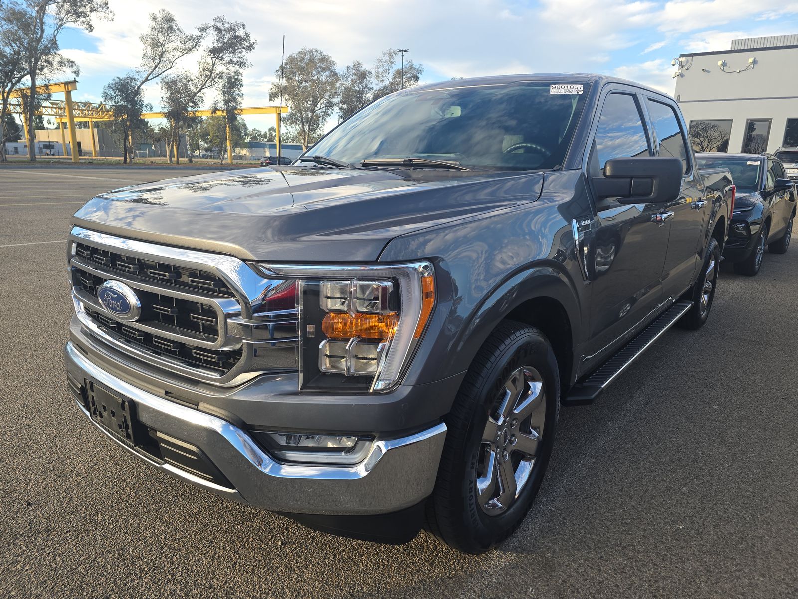 2023 Ford F-150 Lariat FWD