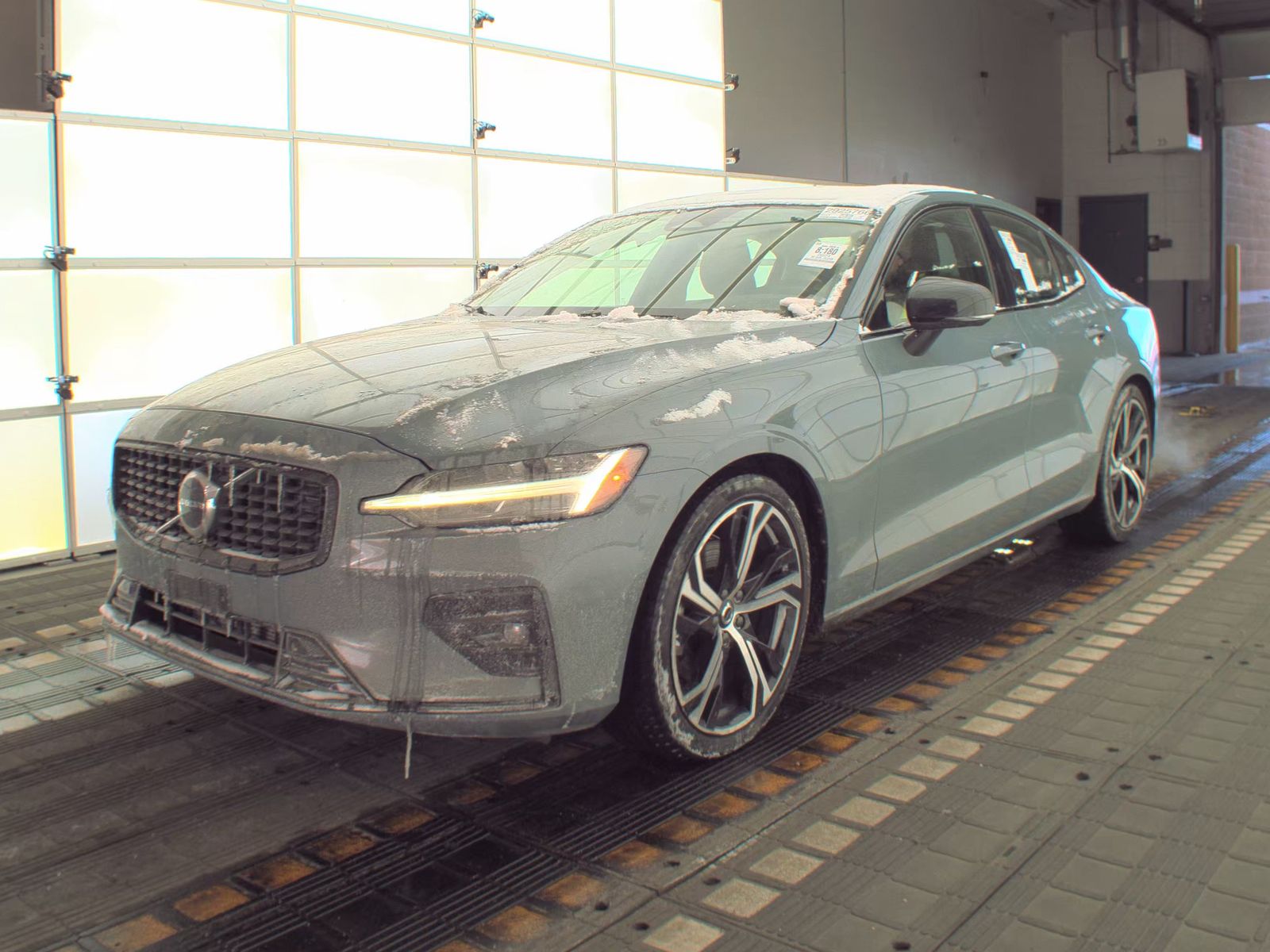 2024 Volvo S60 B5 Core AWD