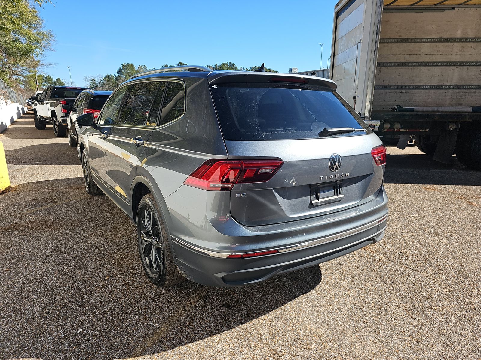 2024 Volkswagen Tiguan 2.0T SE FWD