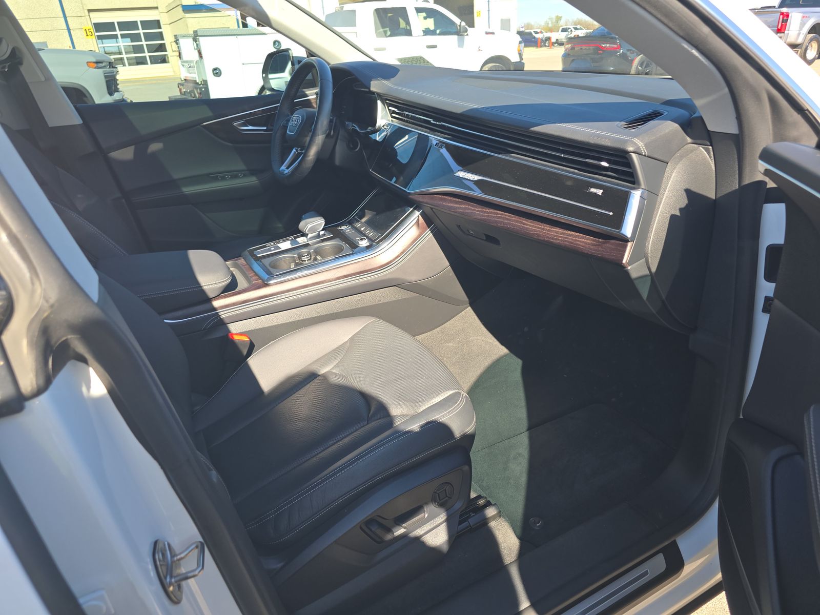 2023 Audi Q8 Premium Plus AWD