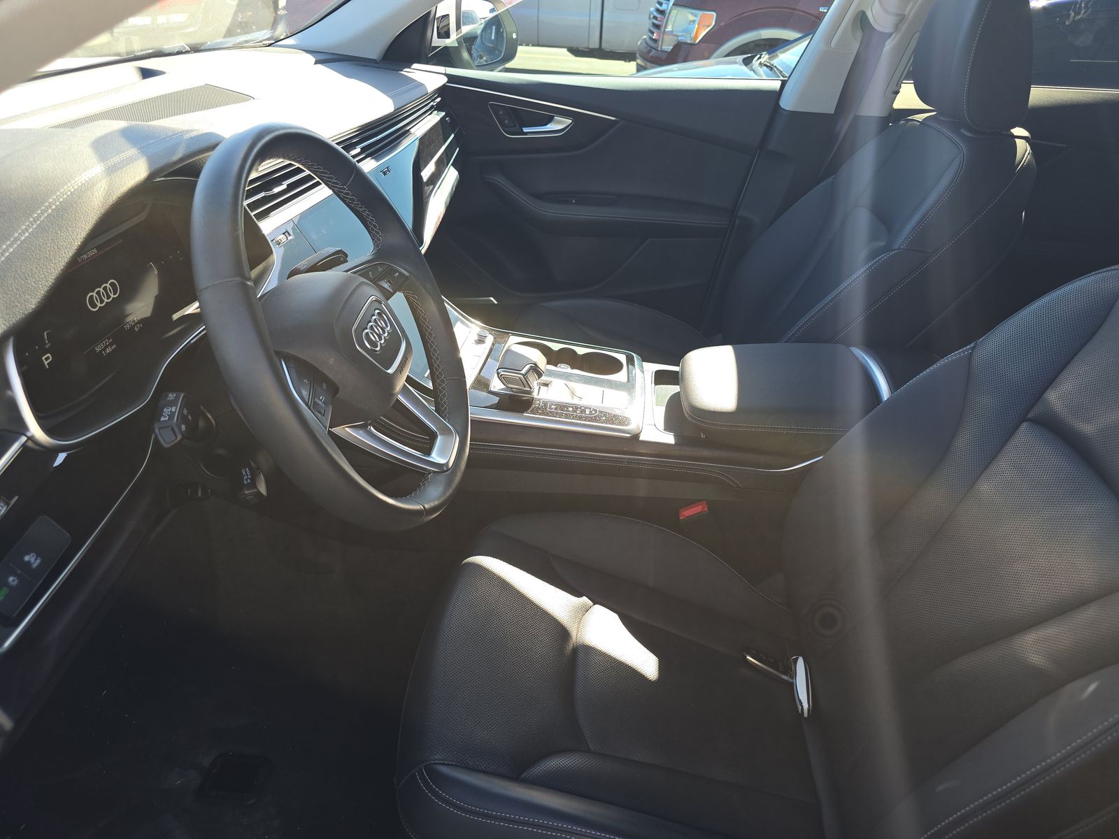 2023 Audi Q8 Premium Plus AWD