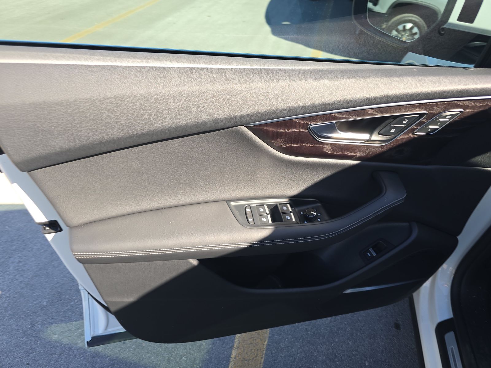 2023 Audi Q8 Premium Plus AWD