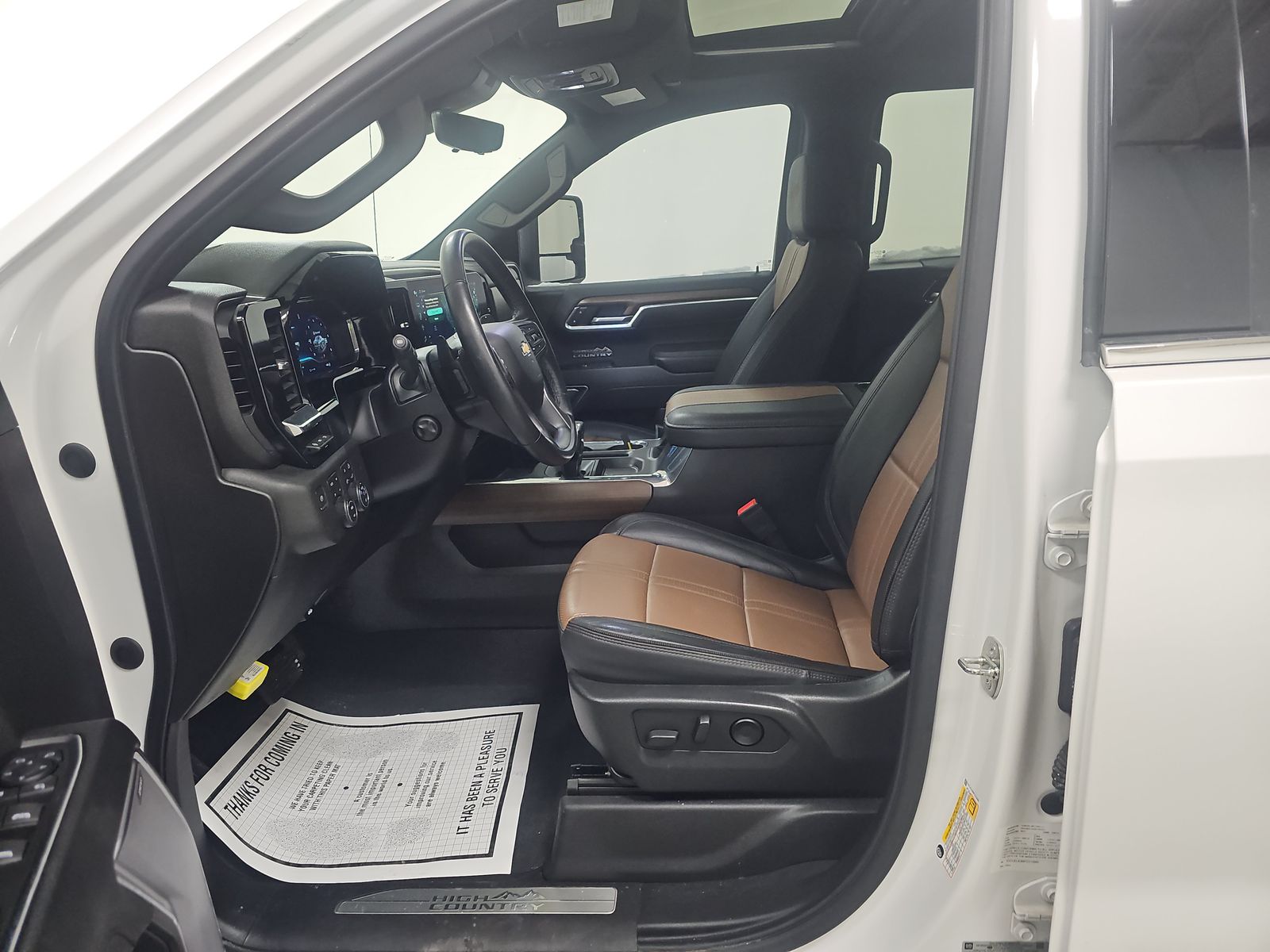 2023 Chevrolet Silverado 1500 High Country AWD