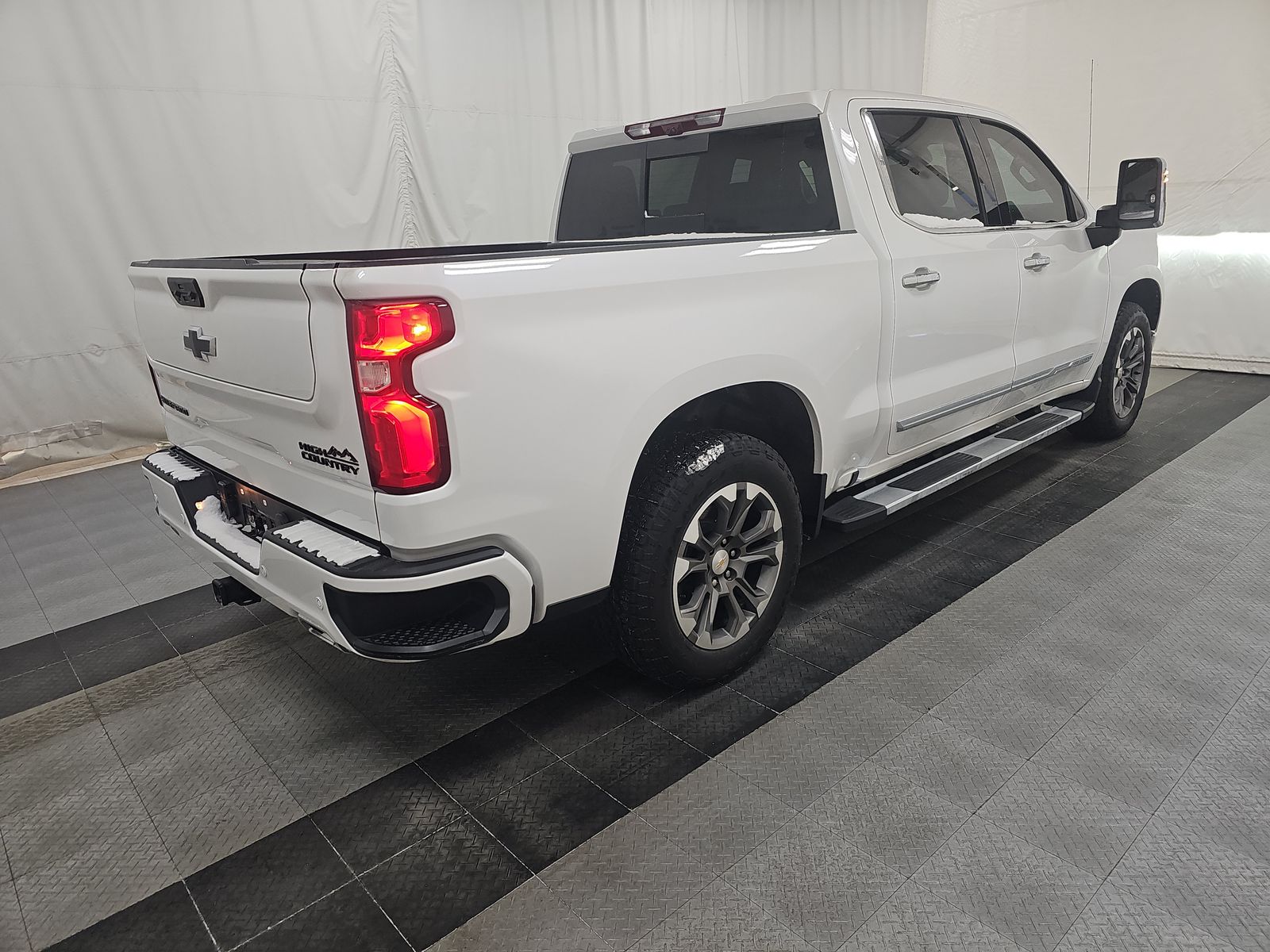 2023 Chevrolet Silverado 1500 High Country AWD