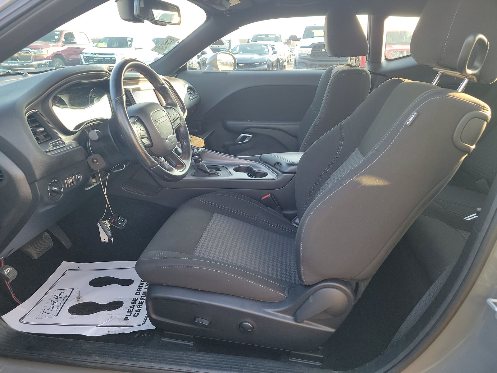 2023 Dodge Challenger SXT RWD