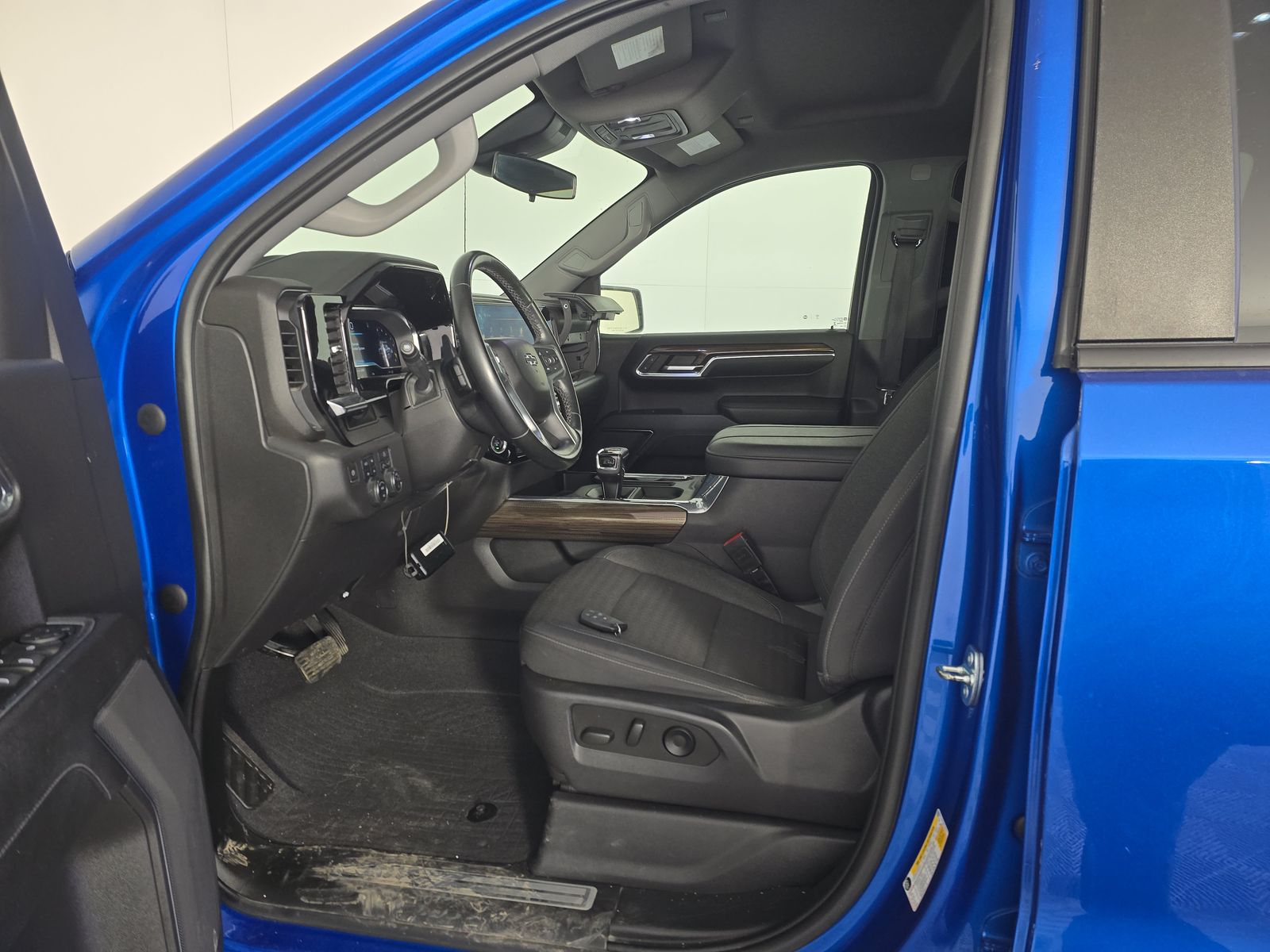 2023 Chevrolet Silverado 1500 LT Trail Boss AWD