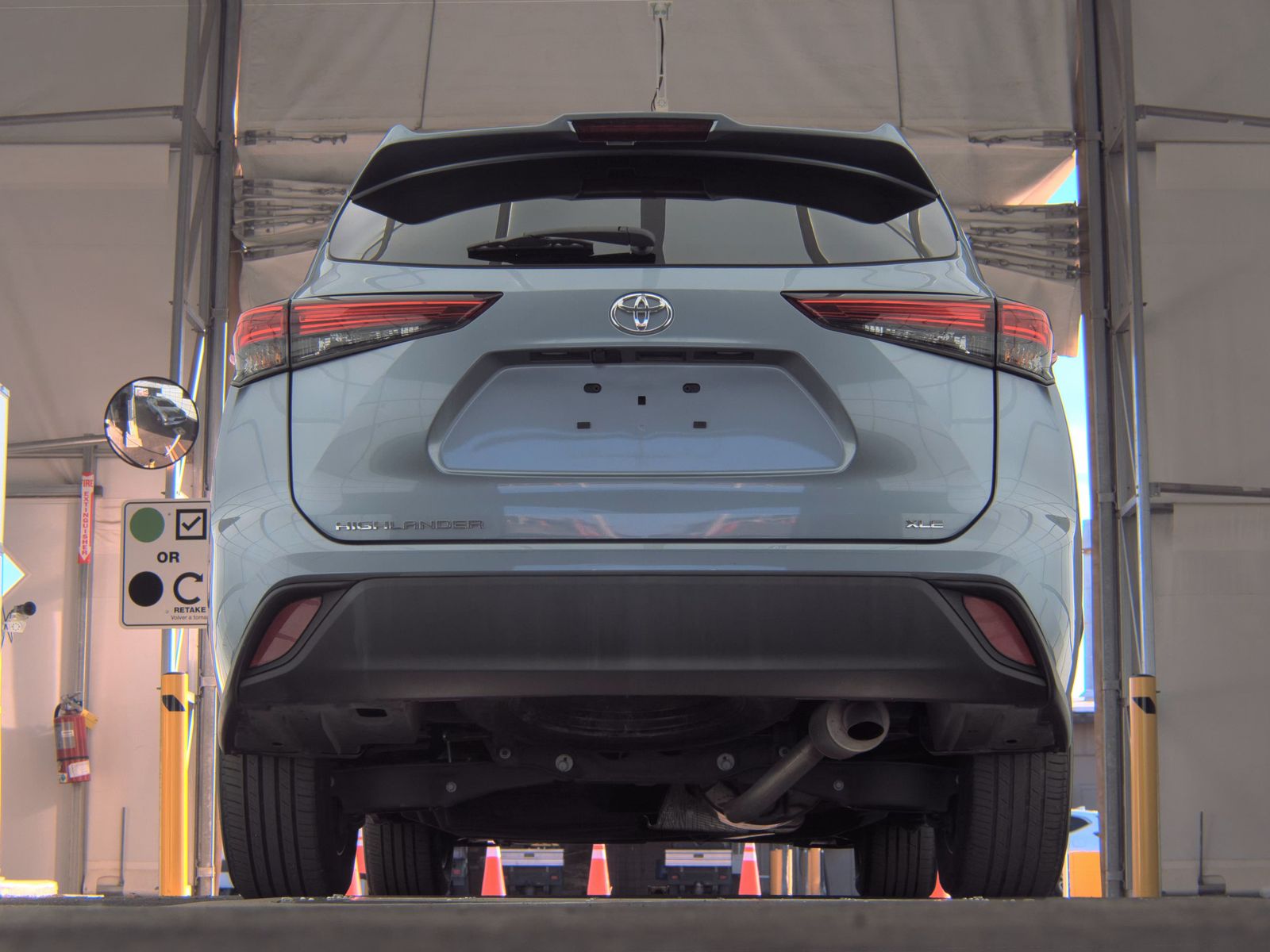 2023 Toyota Highlander XLE FWD