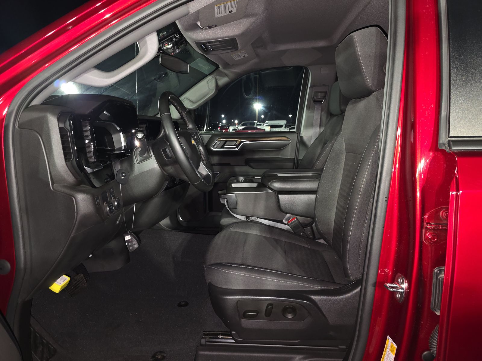 2024 Chevrolet Silverado 1500 LT RWD