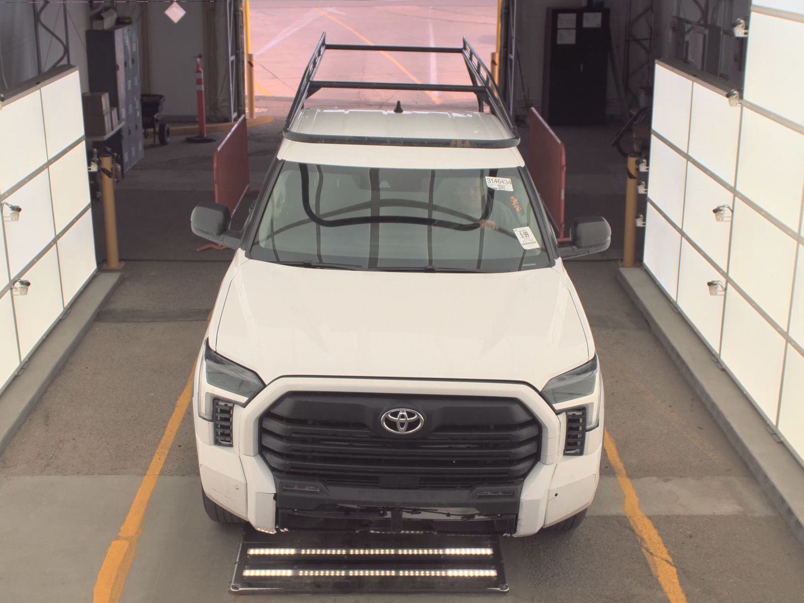 2024 Toyota Tundra SR5 AWD