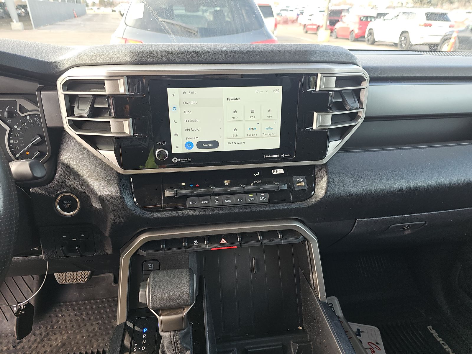 2024 Toyota Tundra SR5 AWD