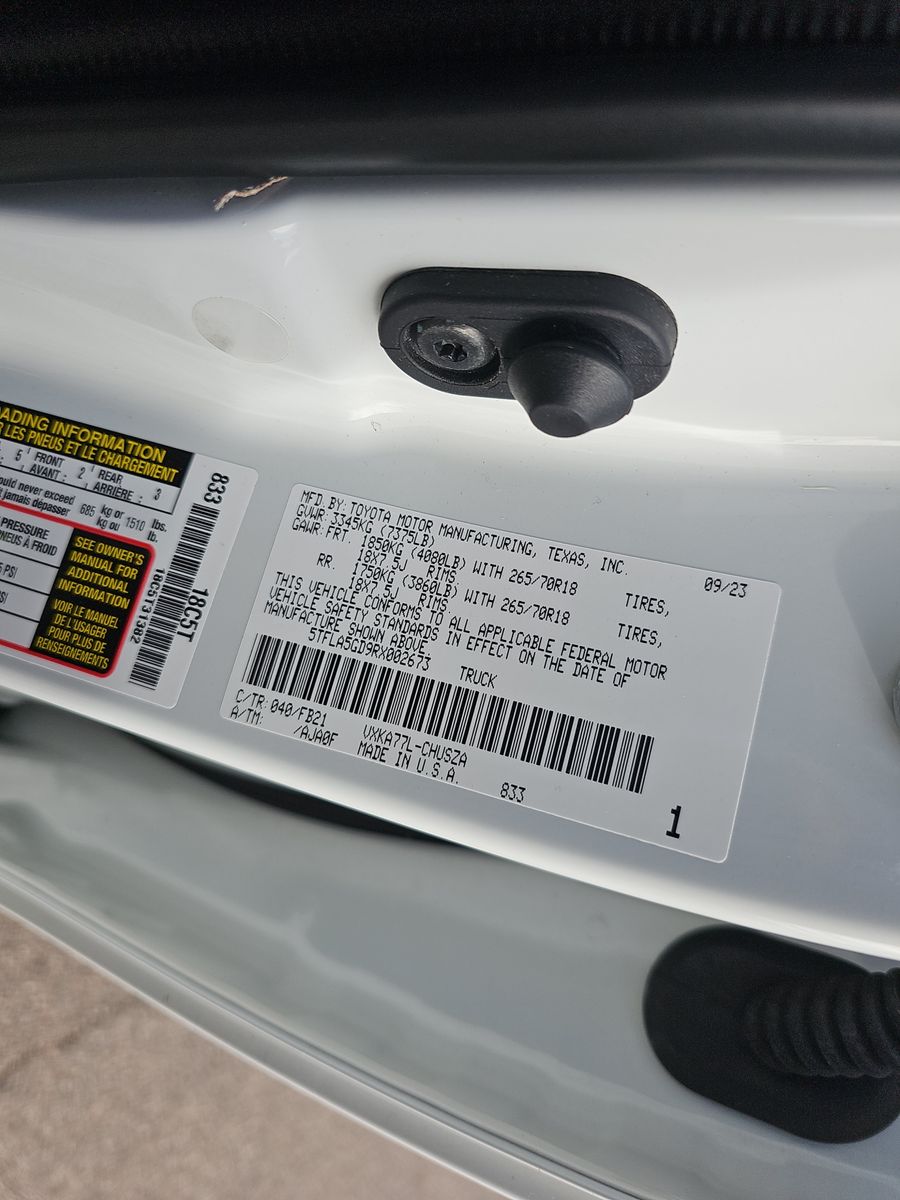 2024 Toyota Tundra SR5 AWD