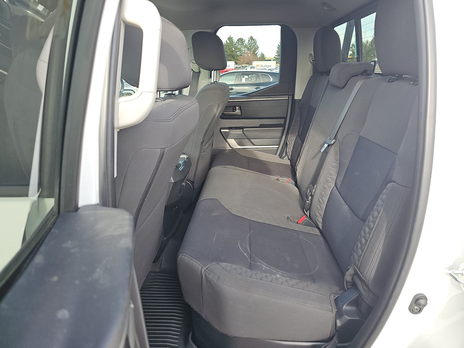 2024 Toyota Tundra SR5 AWD