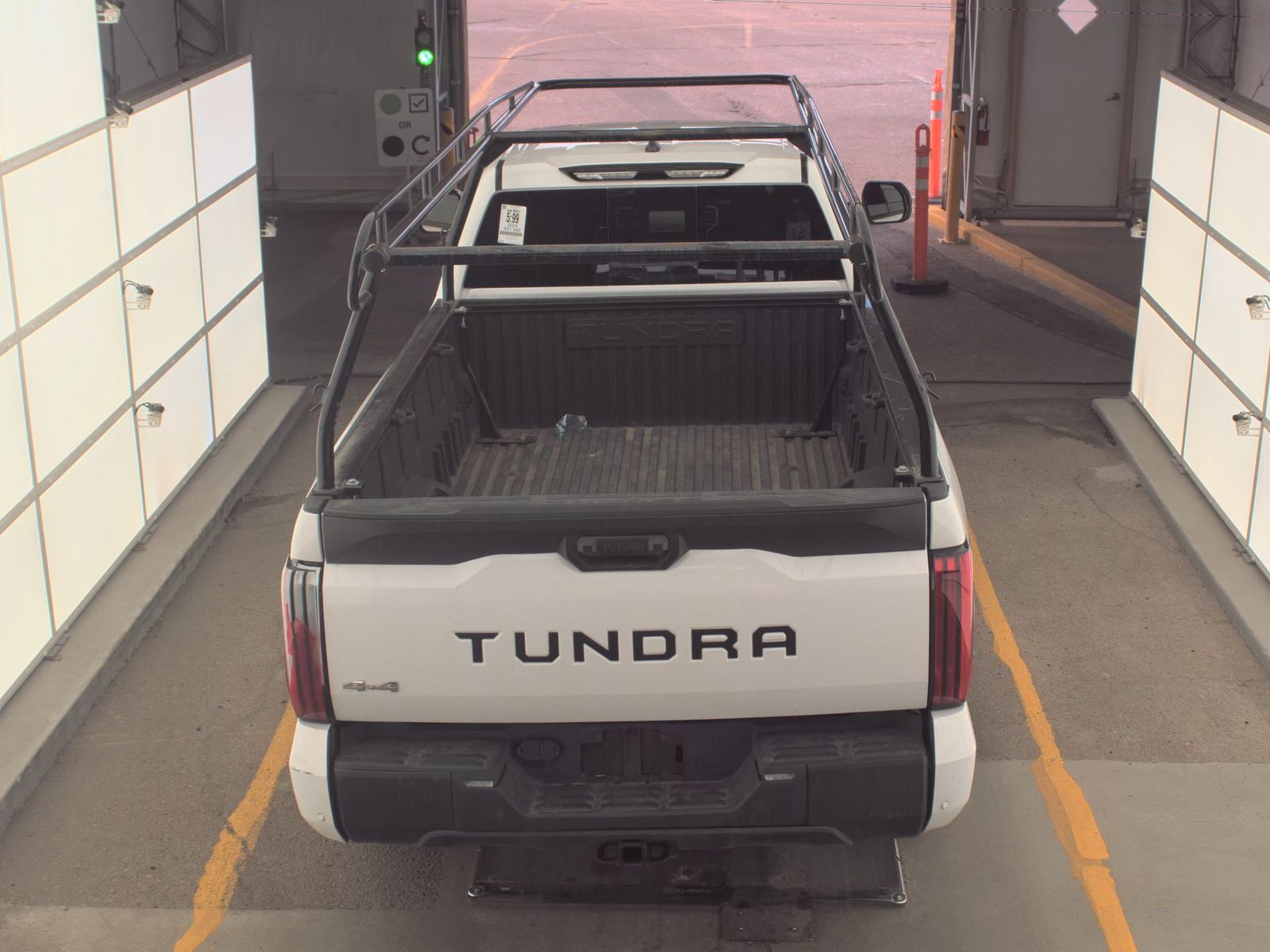 2024 Toyota Tundra SR5 AWD