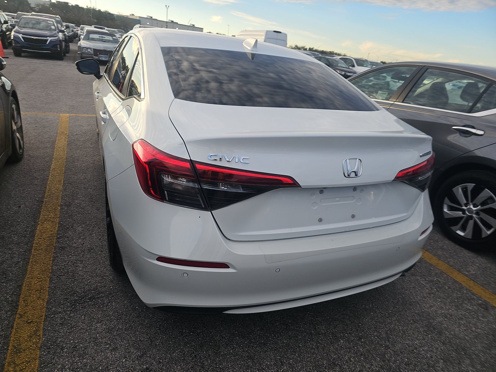 2023 Honda Civic Touring FWD