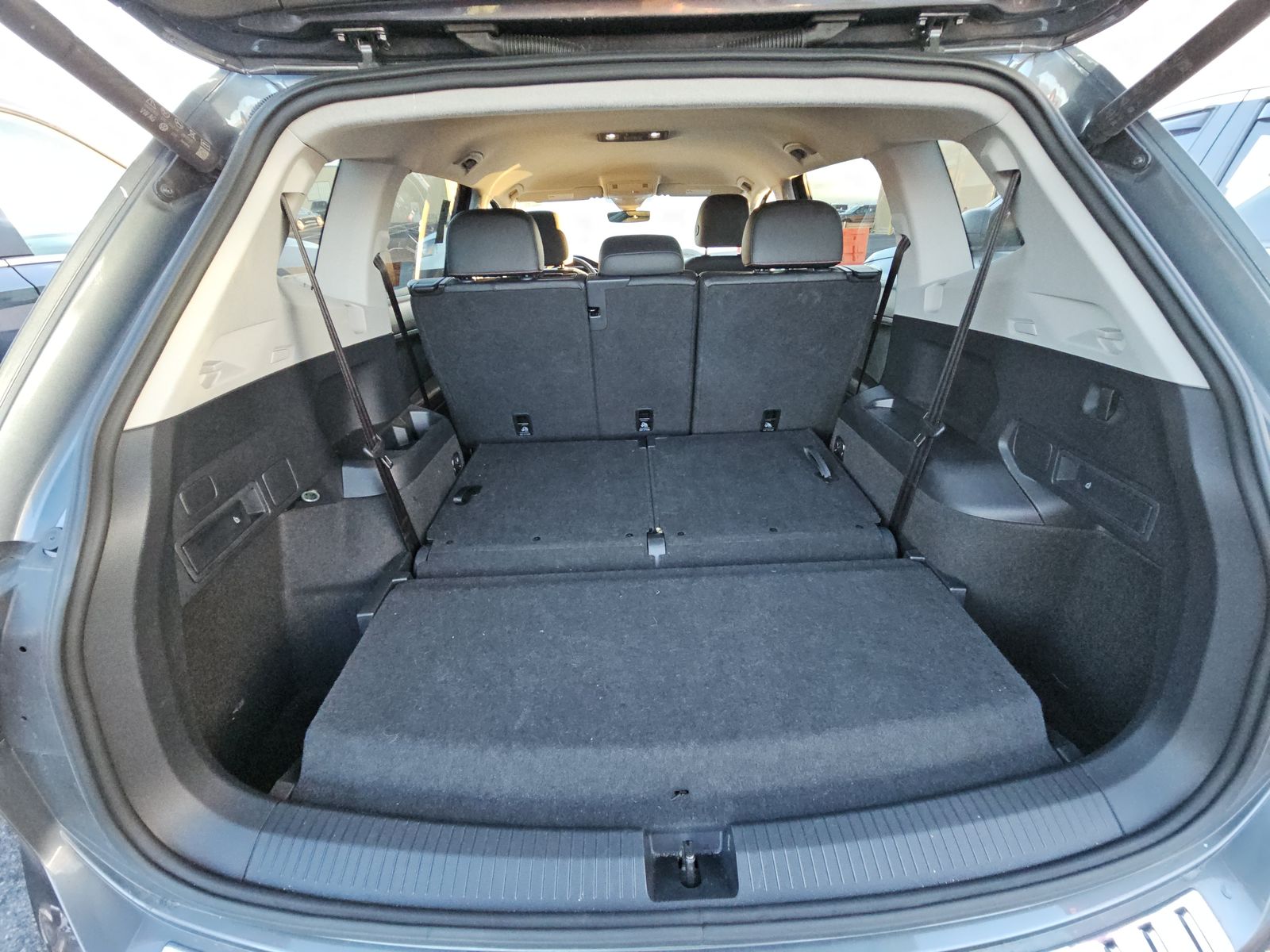 2024 Volkswagen Tiguan 2.0T Wolfsburg Edition FWD