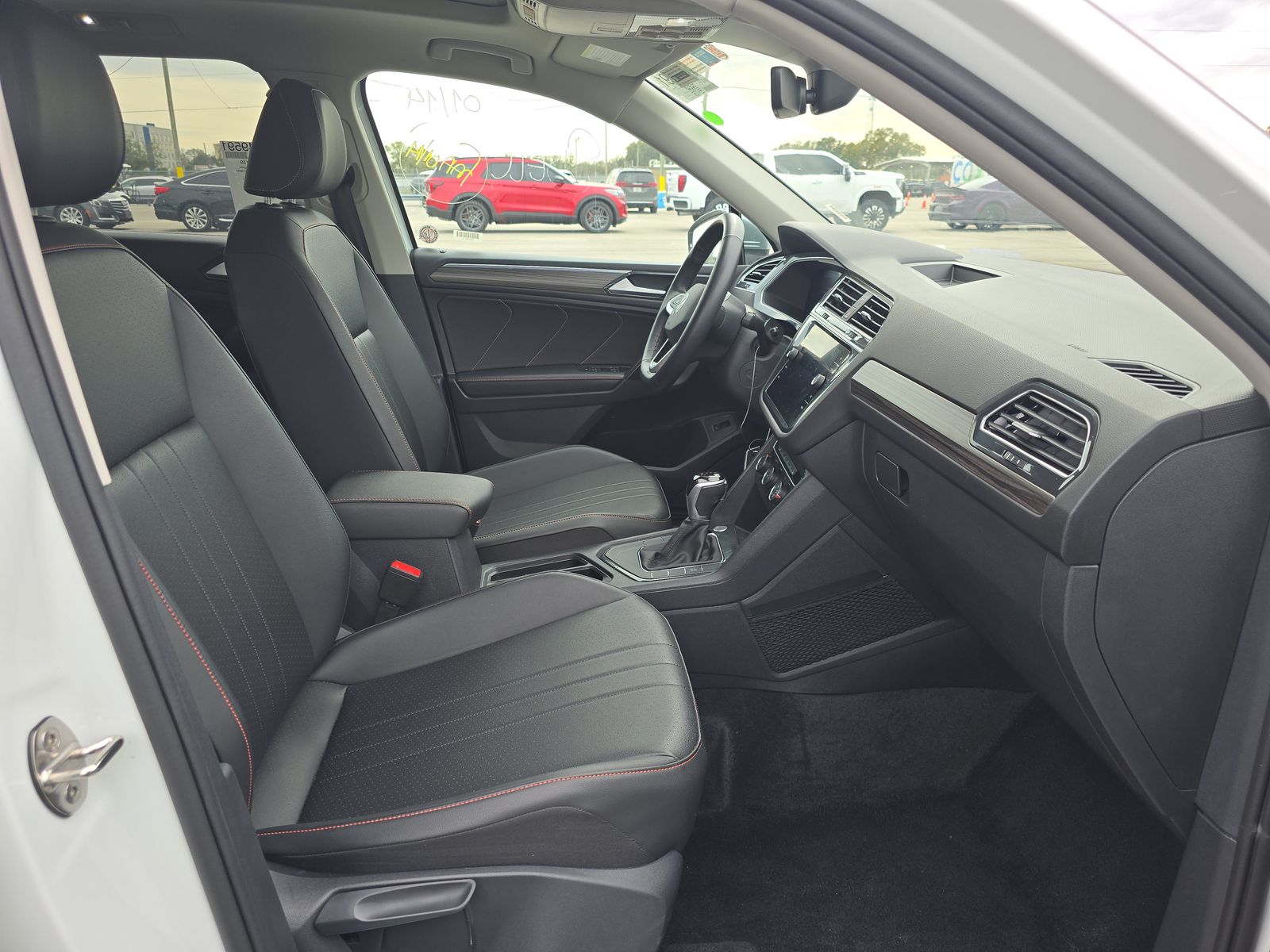 2024 Volkswagen Tiguan 2.0T Wolfsburg Edition FWD