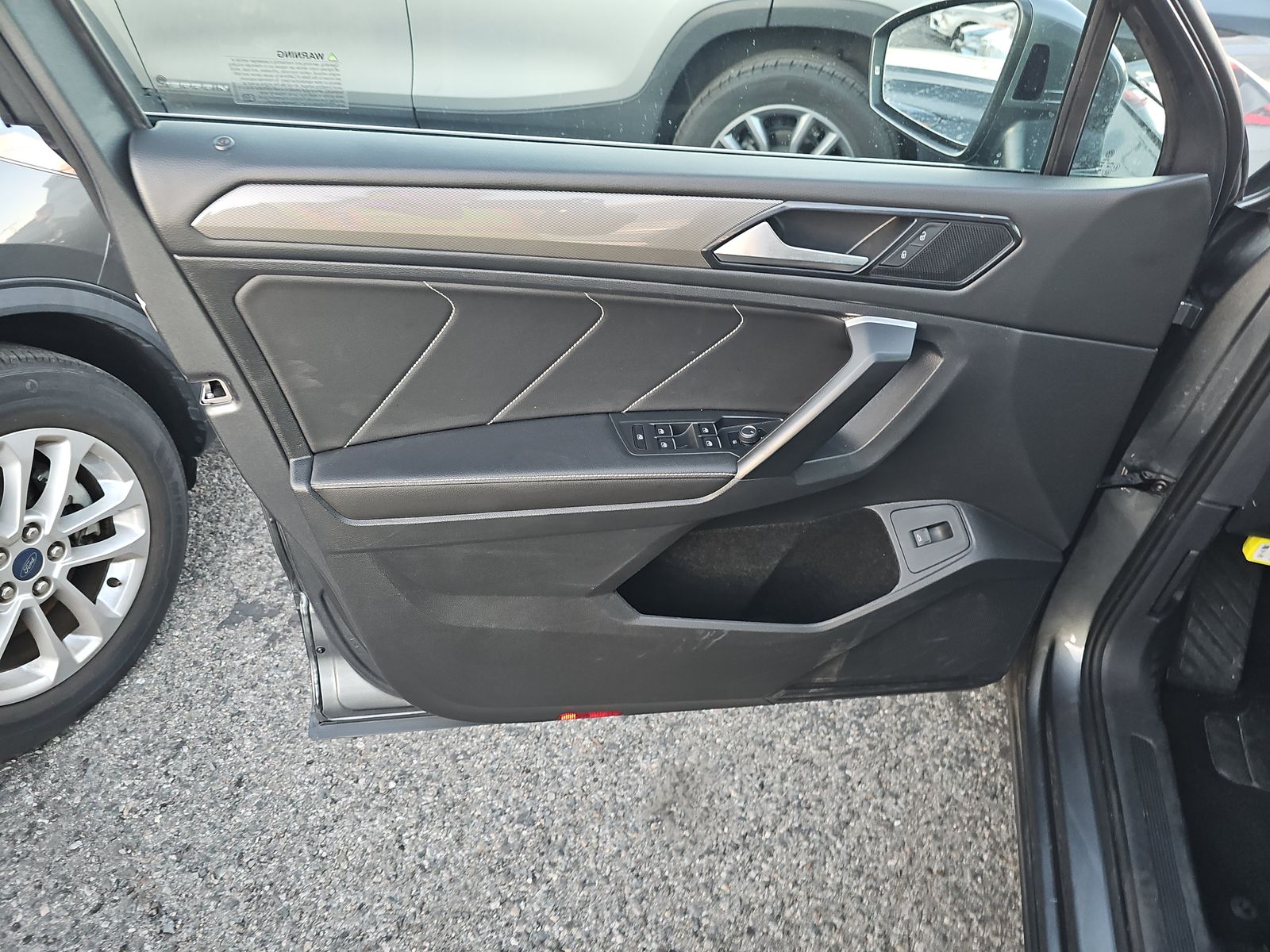 2024 Volkswagen Tiguan 2.0T Wolfsburg Edition FWD