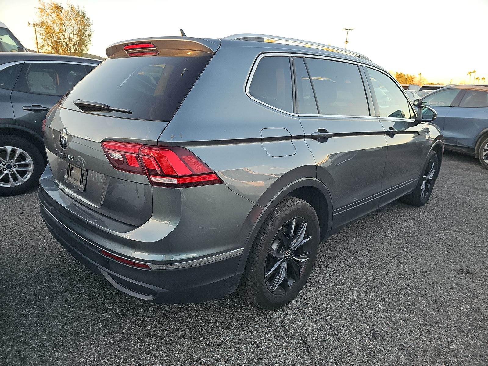 2024 Volkswagen Tiguan 2.0T Wolfsburg Edition FWD