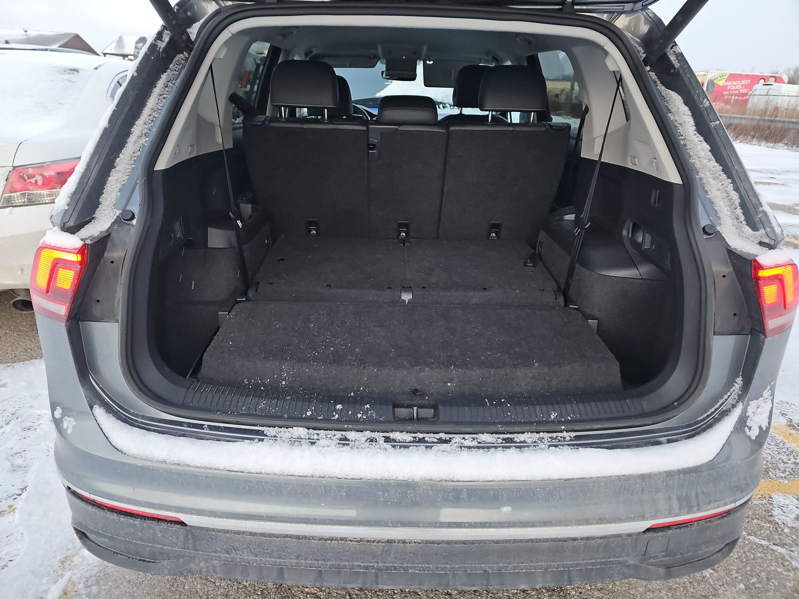 2024 Volkswagen Tiguan 2.0T Wolfsburg Edition FWD