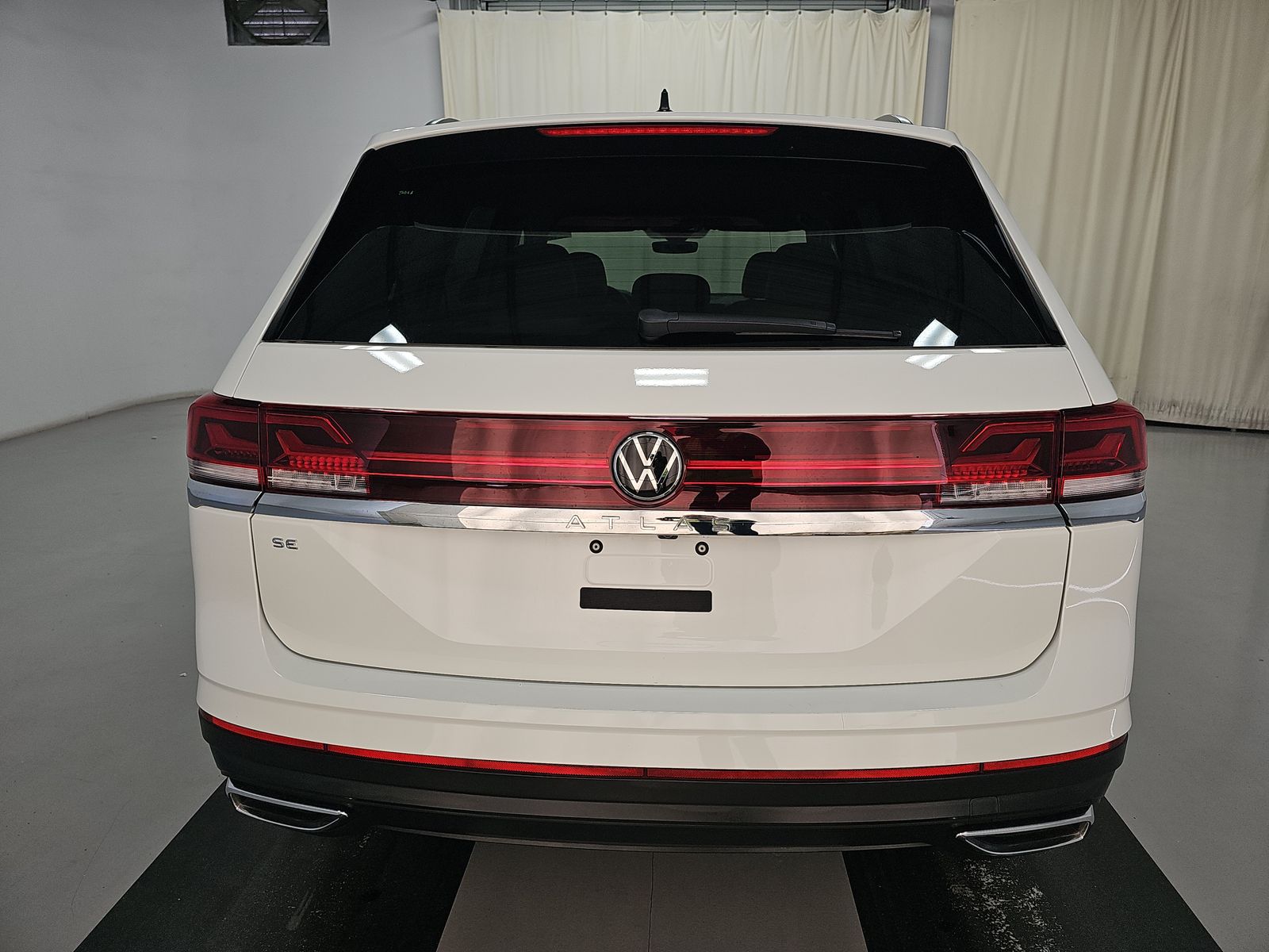 2024 Volkswagen Atlas 2.0T SE FWD