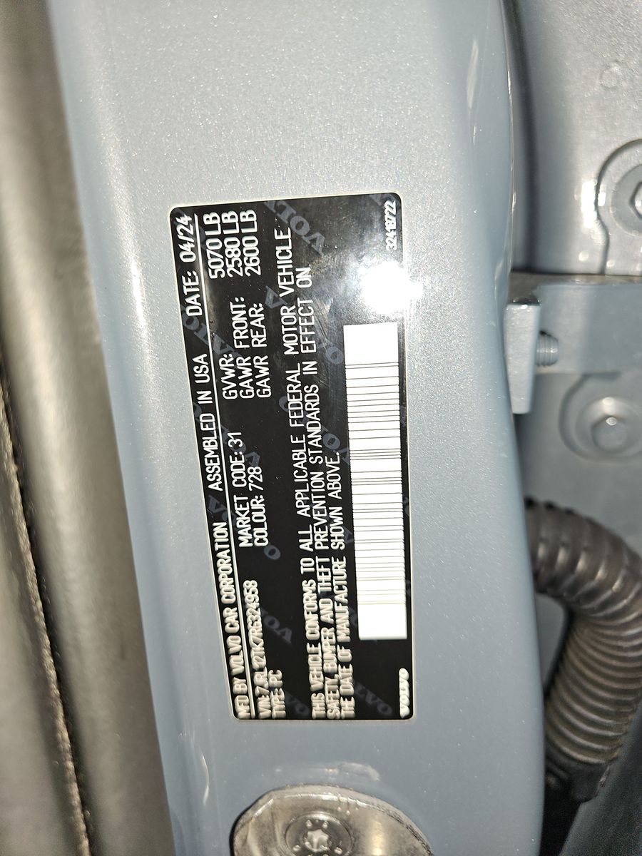 2024 Volvo S60 B5 Core AWD