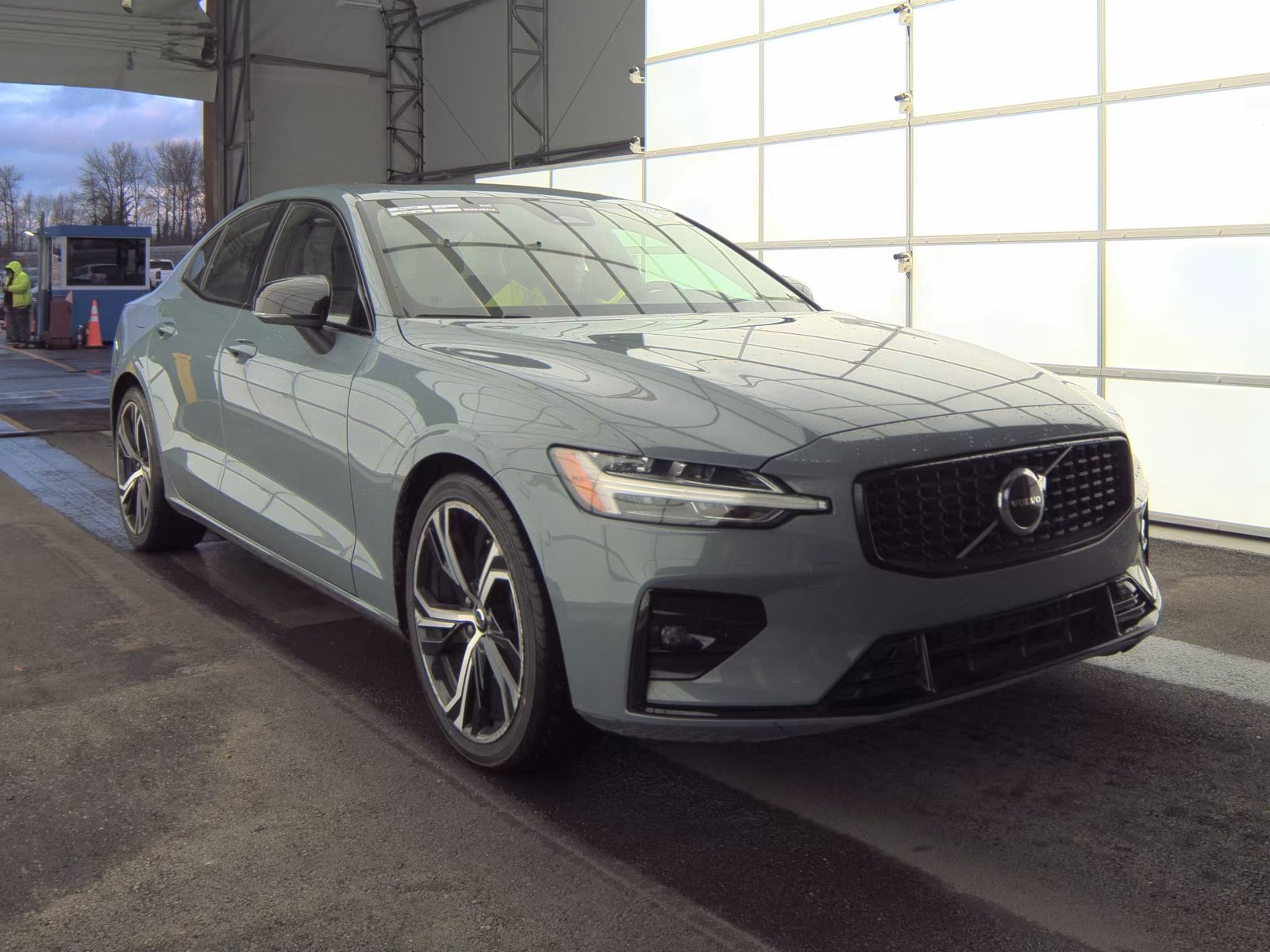 2024 Volvo S60 B5 Core AWD