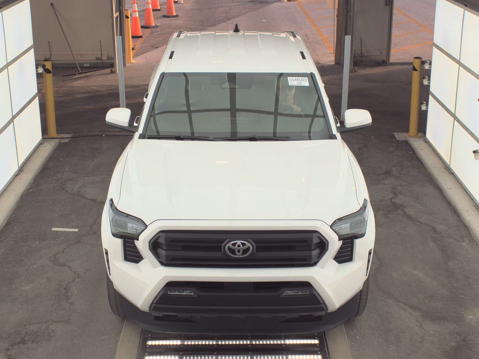 2024 Toyota Tacoma SR5 AWD