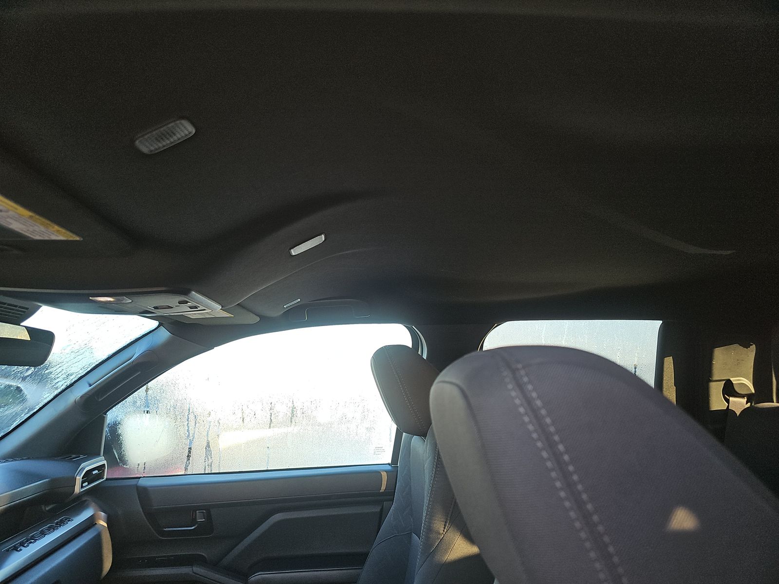 2024 Toyota Tacoma SR5 AWD