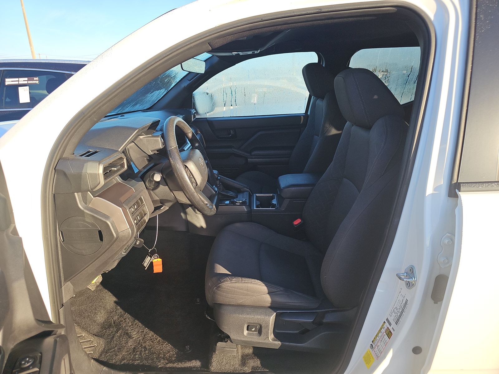 2024 Toyota Tacoma SR5 AWD