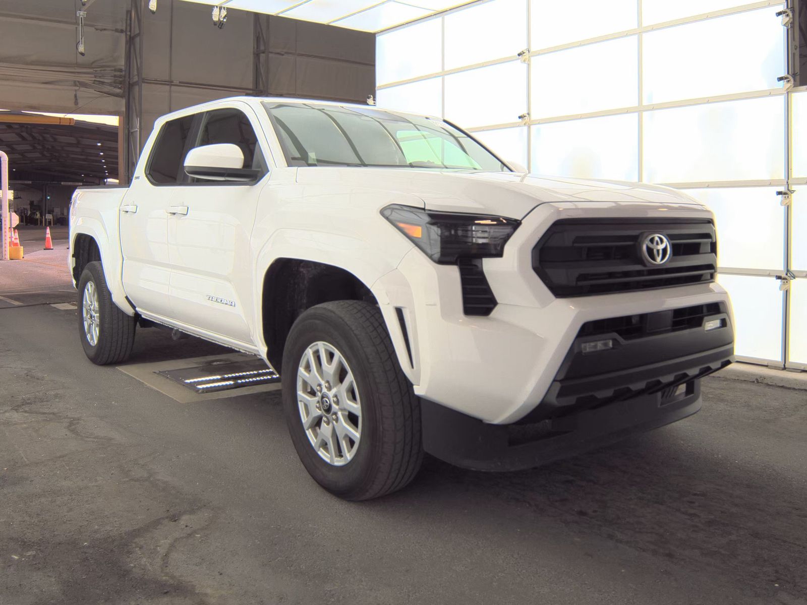 2024 Toyota Tacoma SR5 AWD