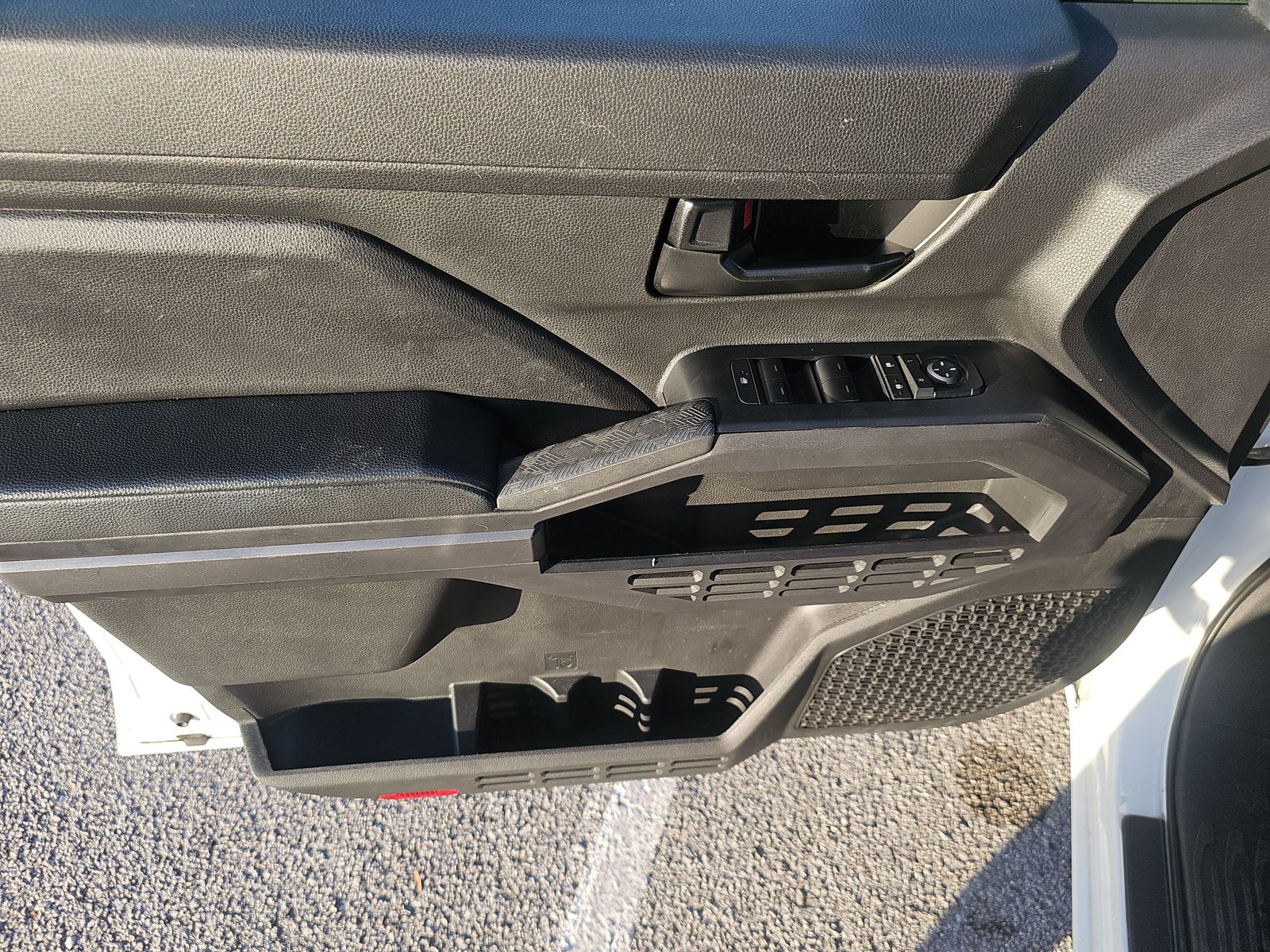 2024 Toyota Tacoma SR5 AWD