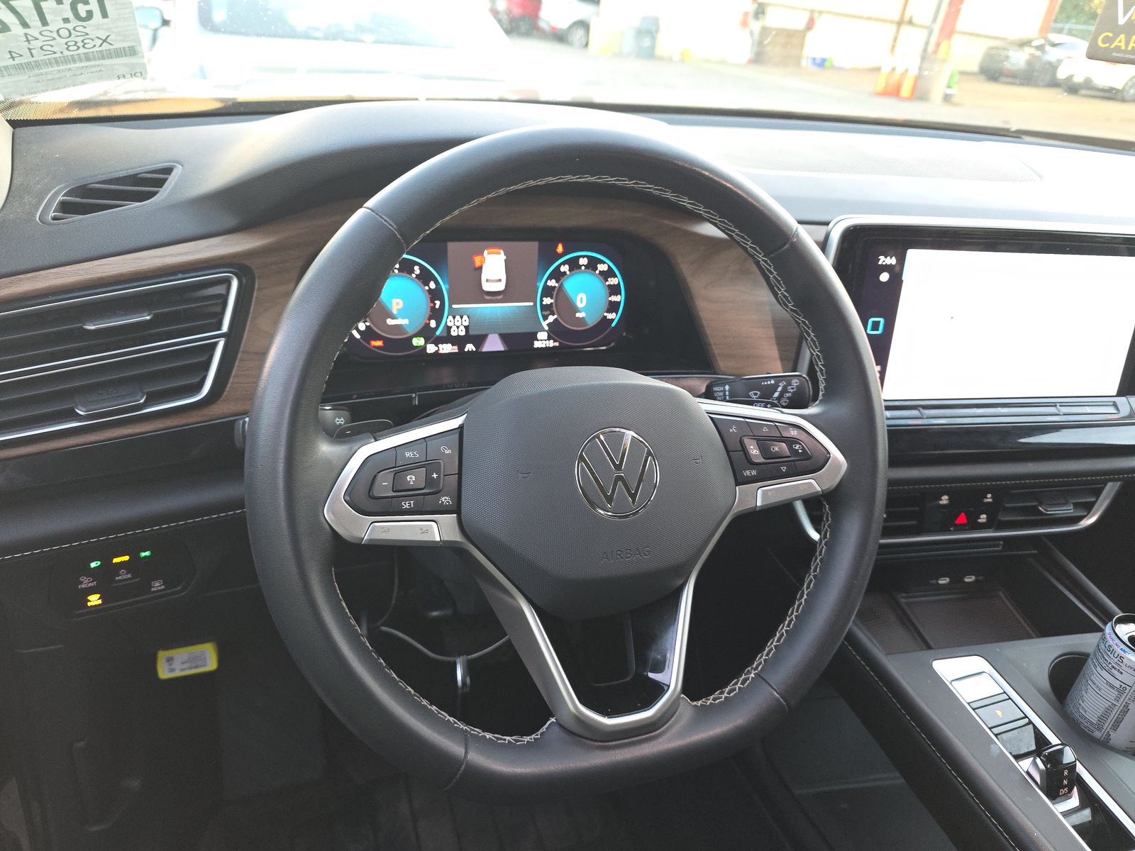 2024 Volkswagen Atlas 2.0T SE FWD