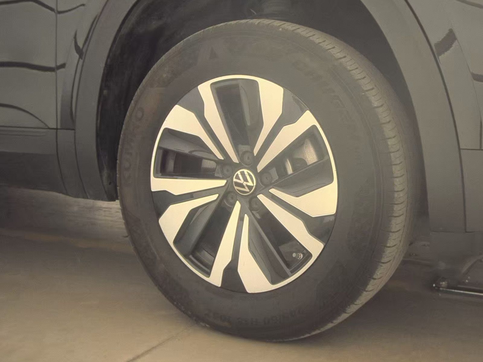 2024 Volkswagen Atlas 2.0T SE FWD