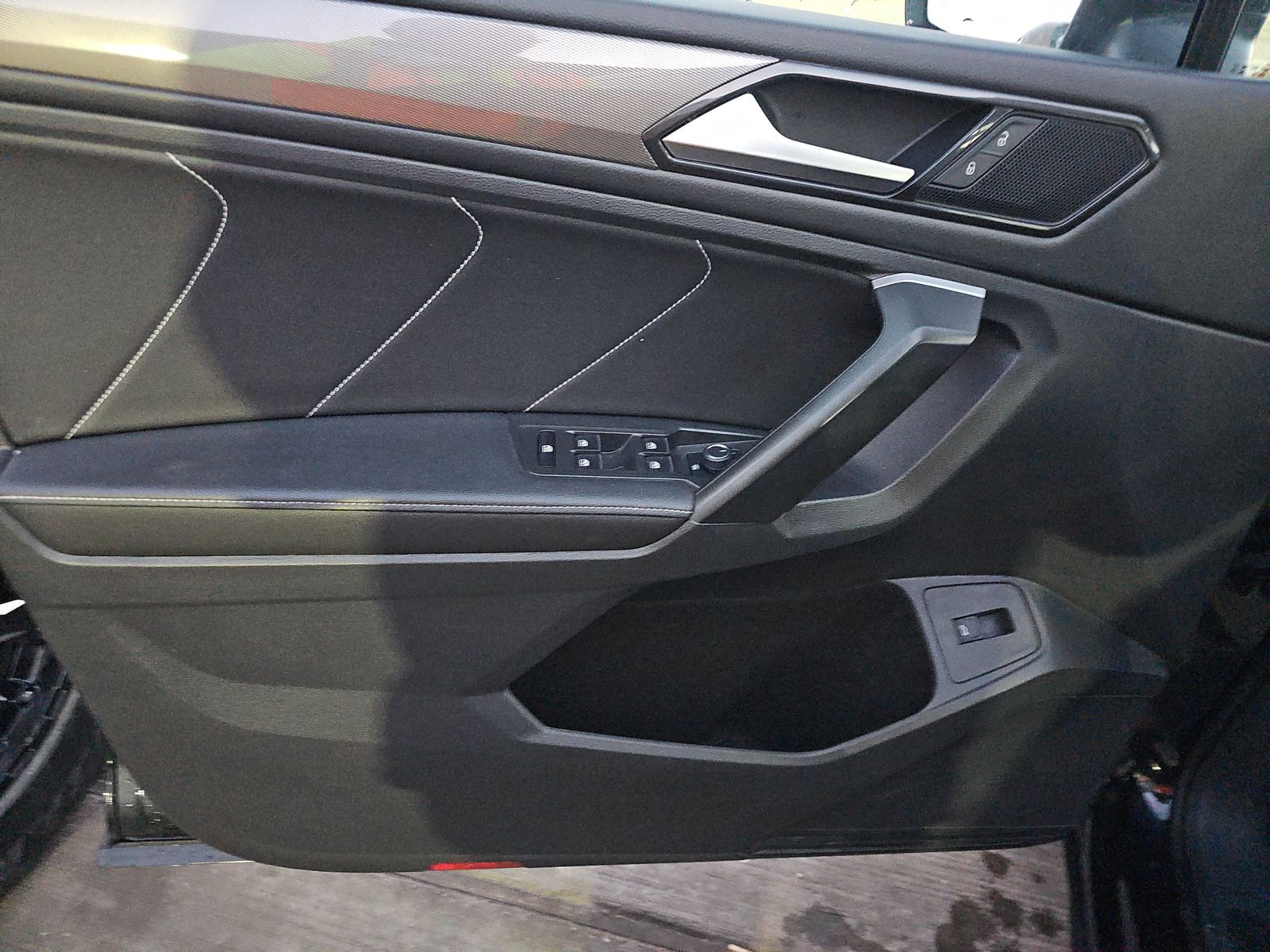 2024 Volkswagen Tiguan 2.0T Wolfsburg Edition FWD